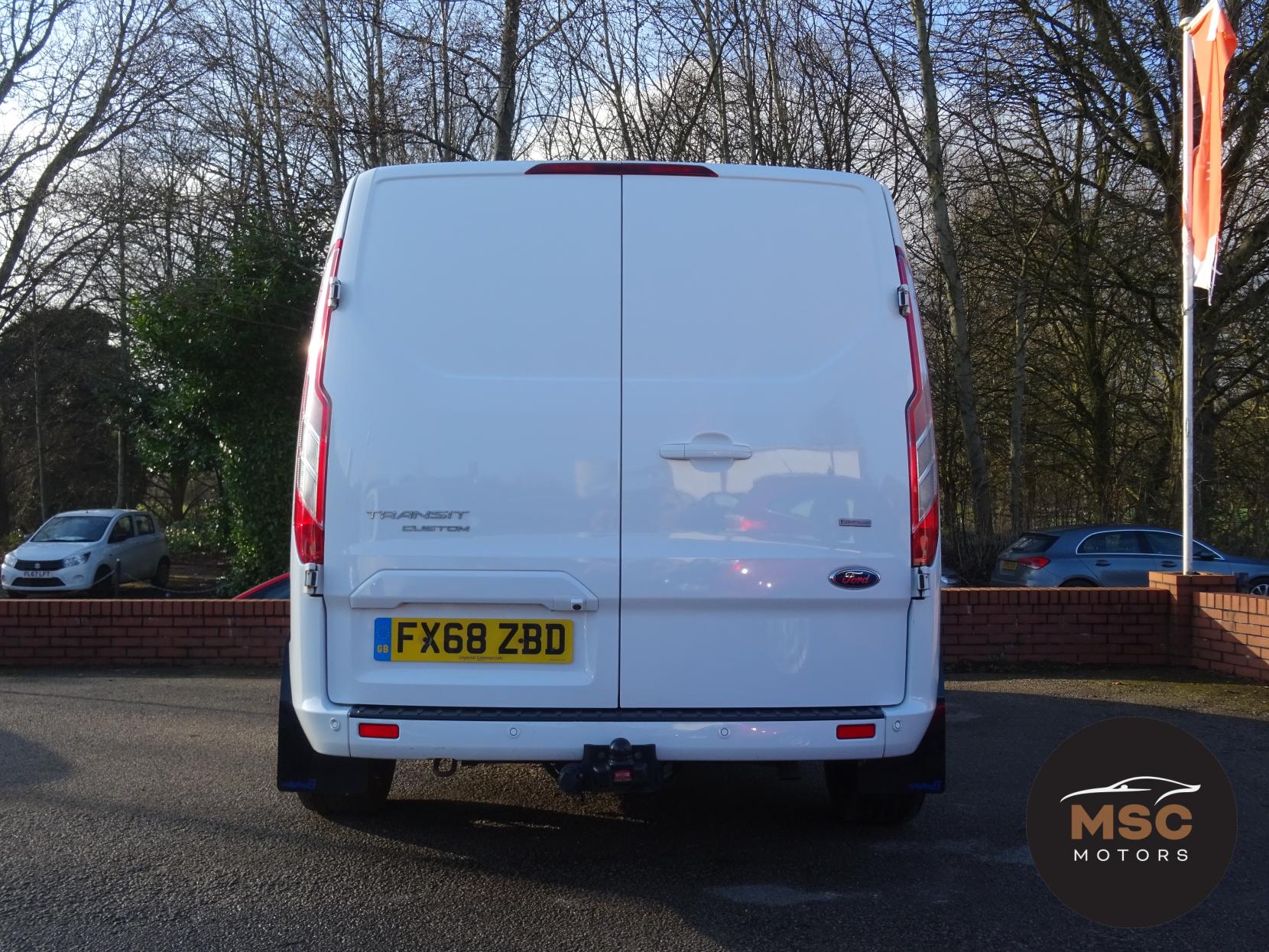 Ford Transit Custom 2.0 300 EcoBlue Limited Panel Van 5dr Diesel Manual L2 H1 Euro 6 (170 ps)