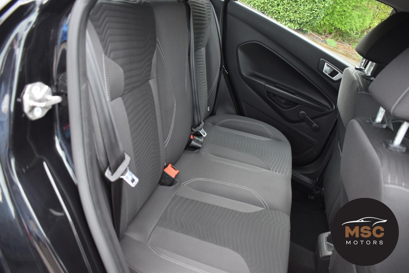 Ford Fiesta 1.0 Zetec Hatchback 5dr Petrol Manual Euro 5 (s/s) (80 ps)