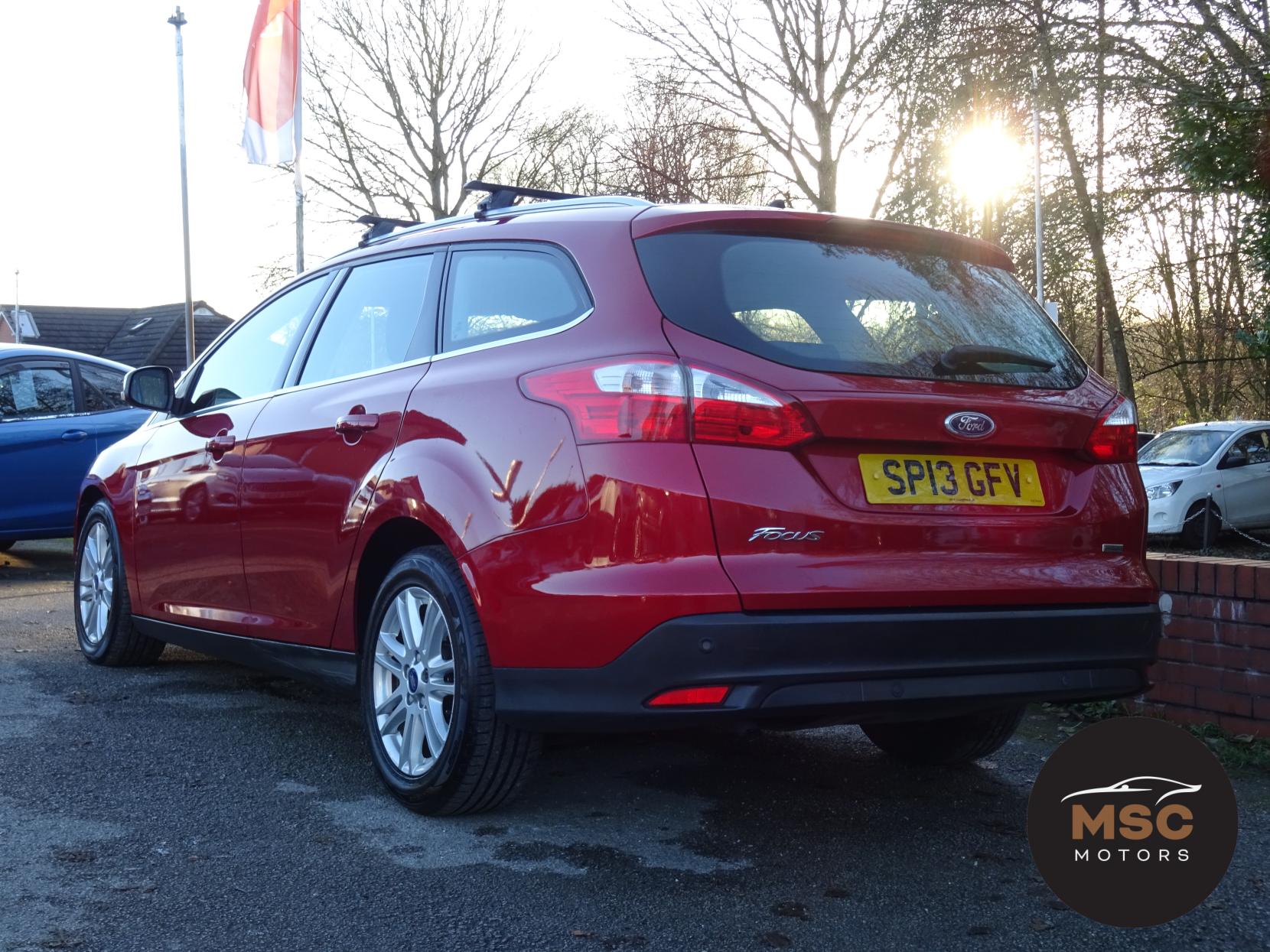 Ford Focus 1.0T EcoBoost Titanium Estate 5dr Petrol Manual Euro 5 (s/s) (125 ps)