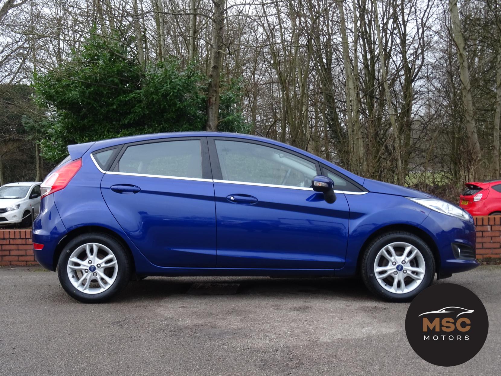 Ford Fiesta 1.0T EcoBoost Zetec Hatchback 5dr Petrol Manual Euro 6 (s/s) (100 ps)