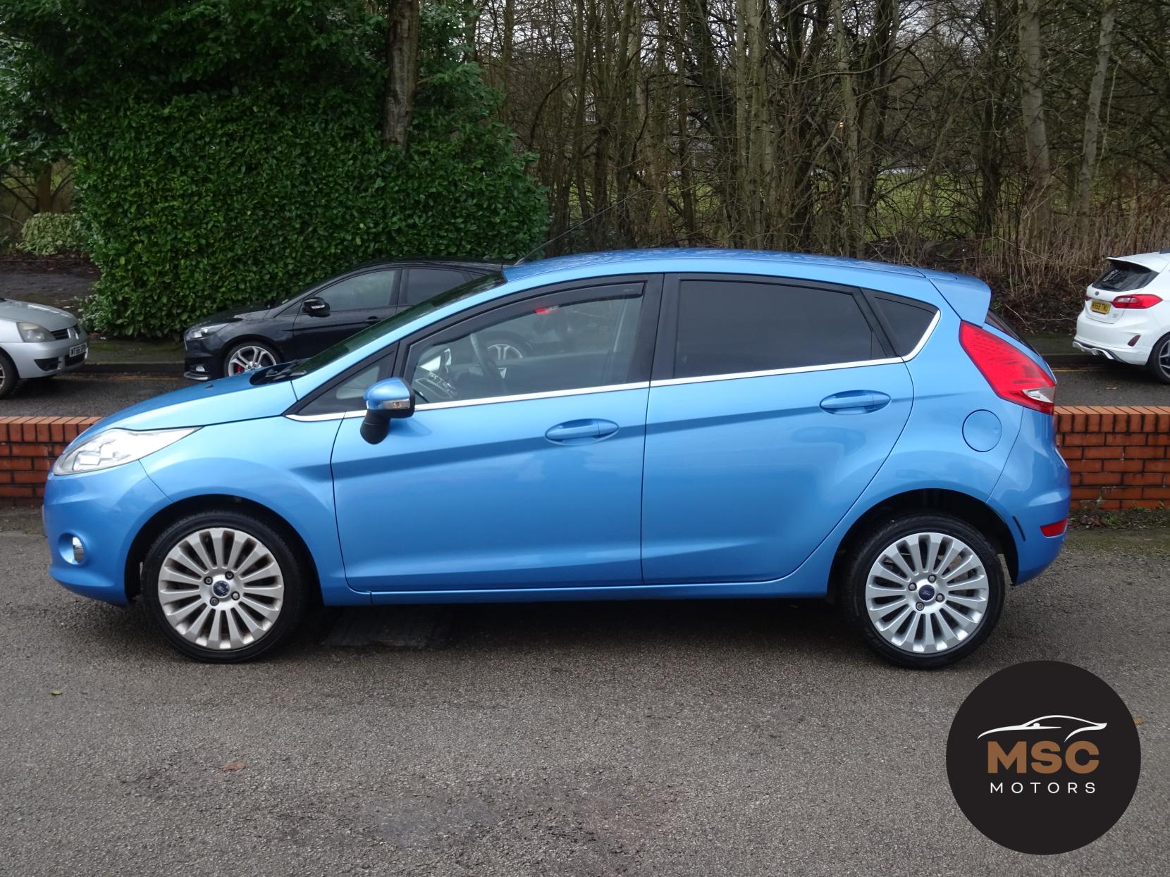 Ford Fiesta 1.4 Titanium Hatchback 5dr Petrol Manual (133 g/km, 94 bhp)