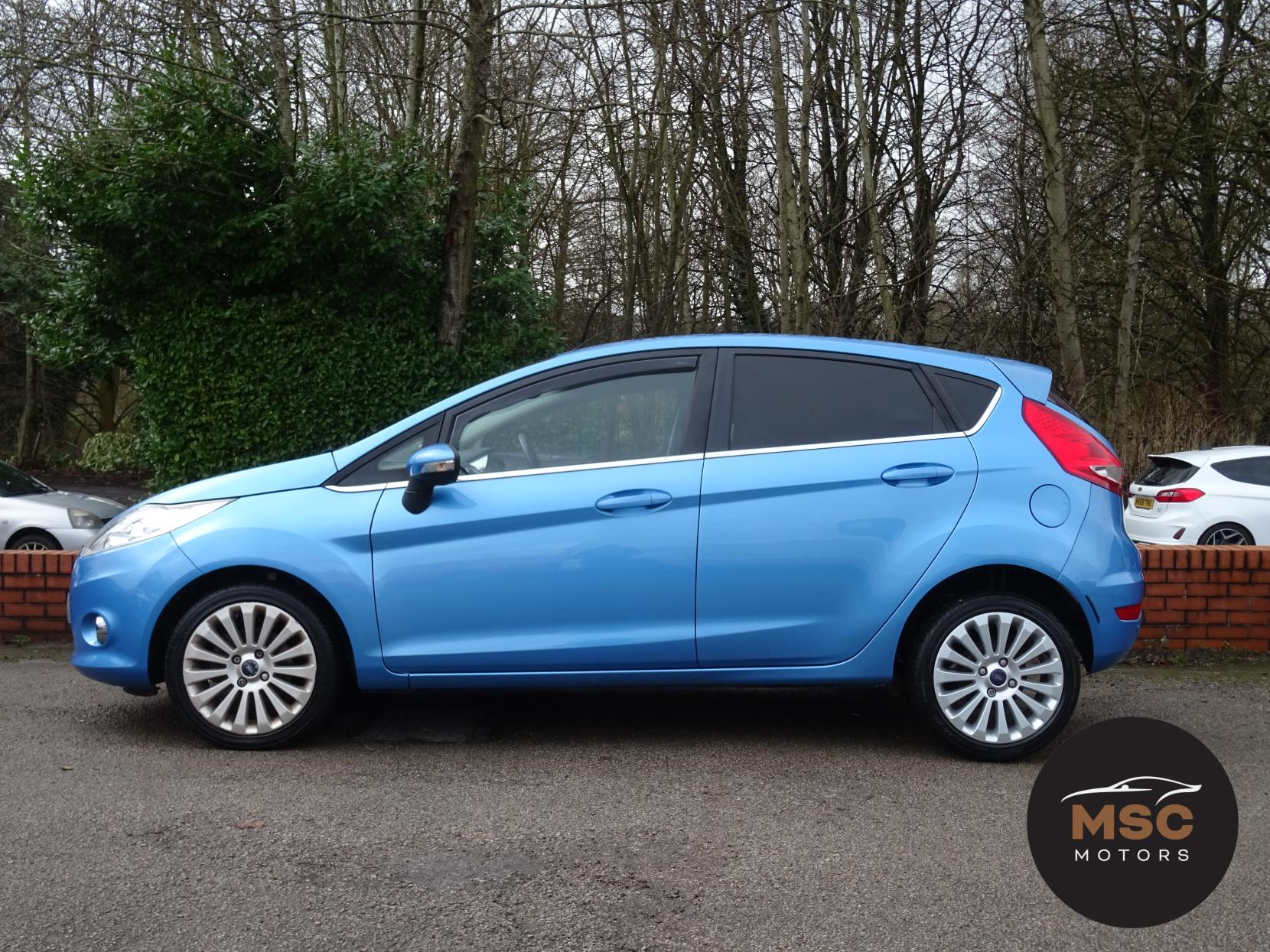 Ford Fiesta 1.4 Titanium Hatchback 5dr Petrol Manual (133 g/km, 94 bhp)