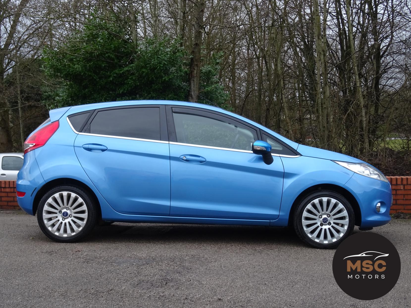 Ford Fiesta 1.4 Titanium Hatchback 5dr Petrol Manual (133 g/km, 94 bhp)