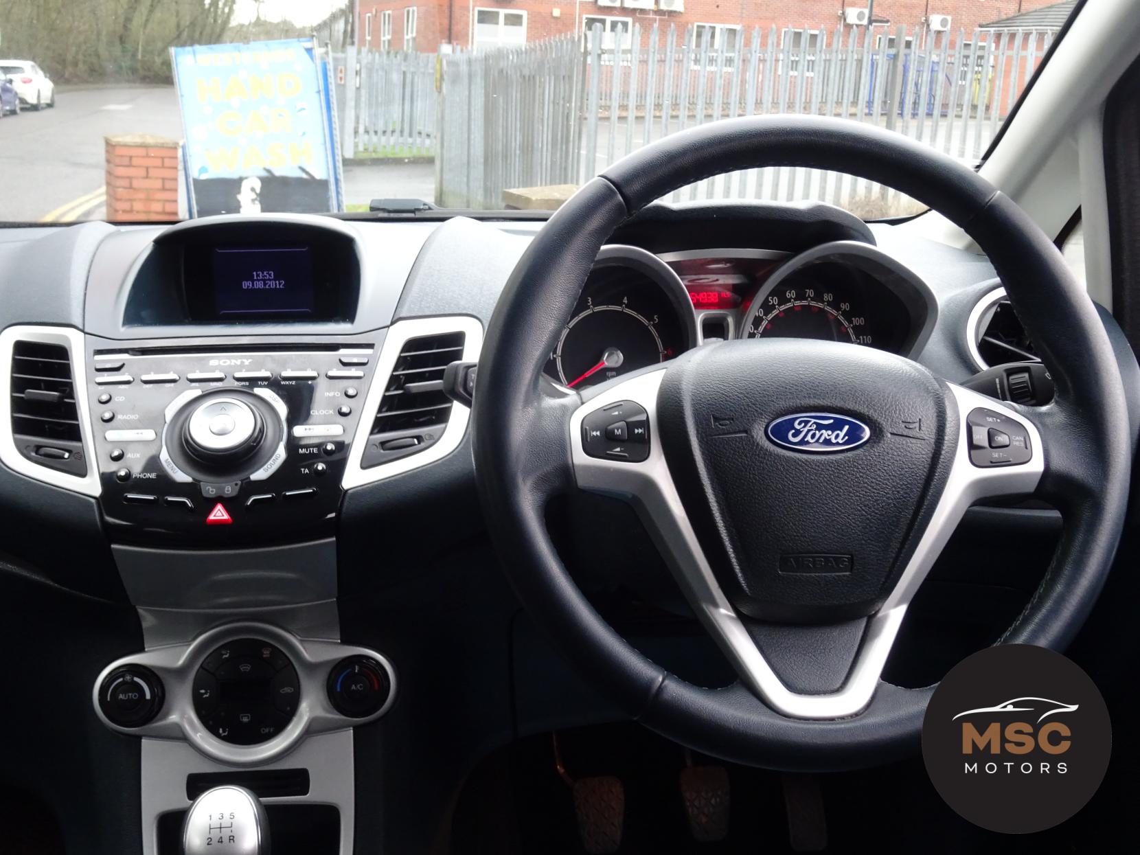 Ford Fiesta 1.4 Titanium Hatchback 5dr Petrol Manual (133 g/km, 94 bhp)