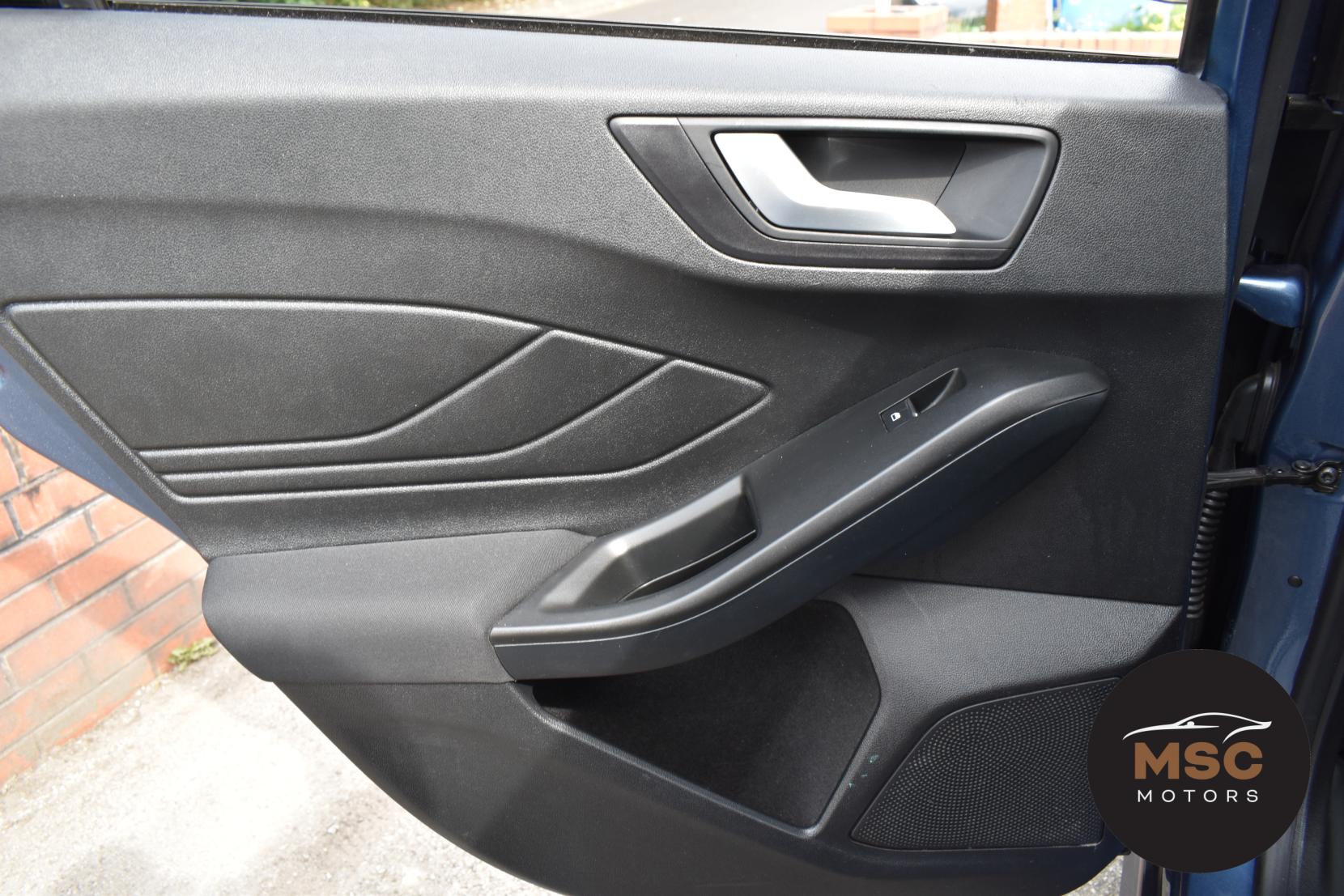 Ford Focus 1.0T EcoBoost ST-Line Hatchback 5dr Petrol Manual Euro 6 (s/s) (125 ps)