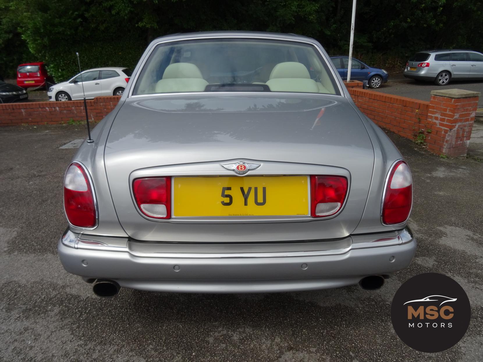 Bentley Arnage 6.8 Red Label Saloon 4dr Petrol Automatic (456 g/km, 400 bhp)