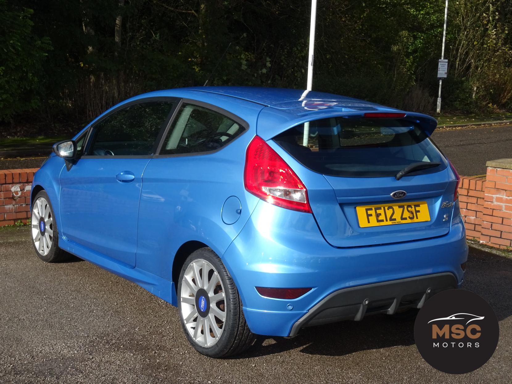 Ford Fiesta 1.6 Zetec S Hatchback 3dr Petrol Manual (134 g/km, 118 bhp)