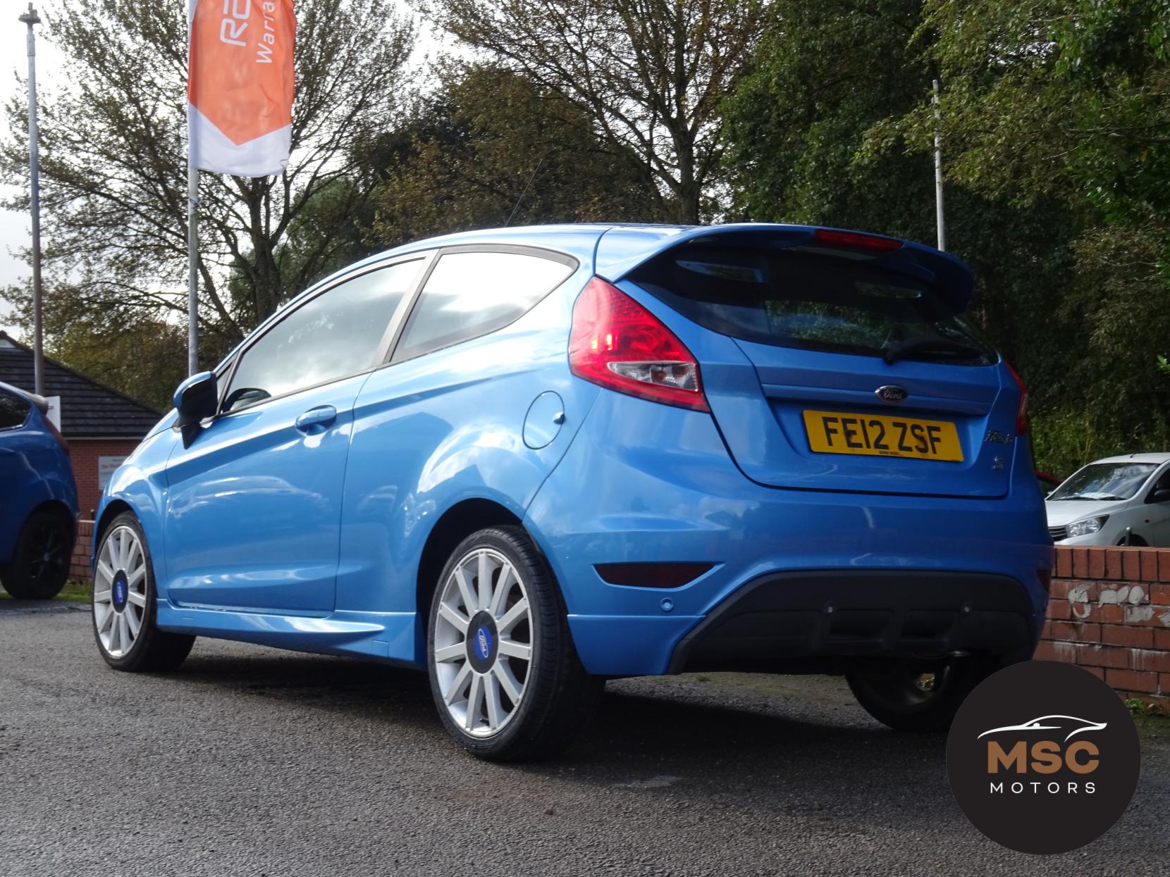 Ford Fiesta 1.6 Zetec S Hatchback 3dr Petrol Manual (134 g/km, 118 bhp)