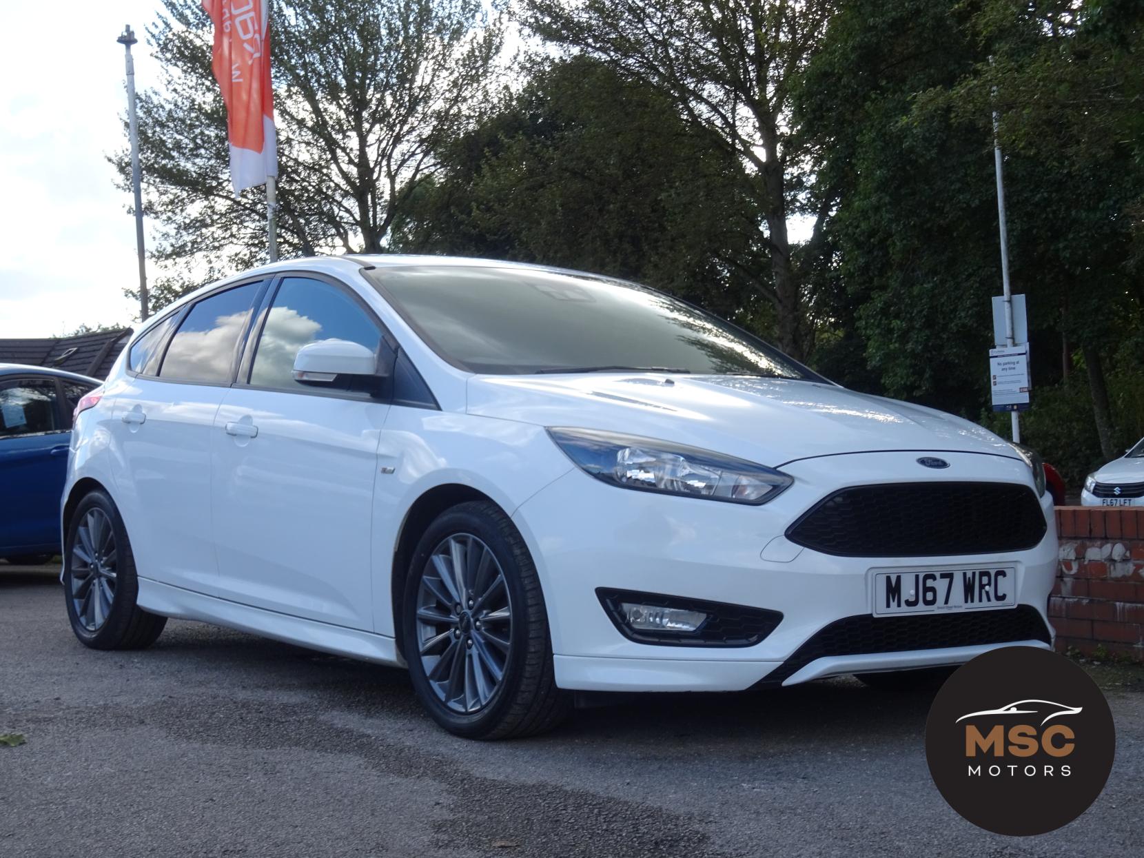 Ford Focus 1.0T EcoBoost ST-Line Hatchback 5dr Petrol Manual Euro 6 (s/s) (125 ps)