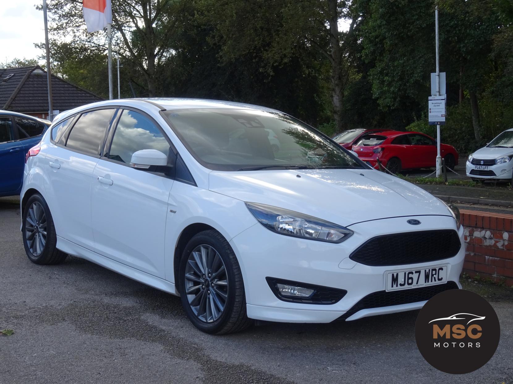 Ford Focus 1.0T EcoBoost ST-Line Hatchback 5dr Petrol Manual Euro 6 (s/s) (125 ps)