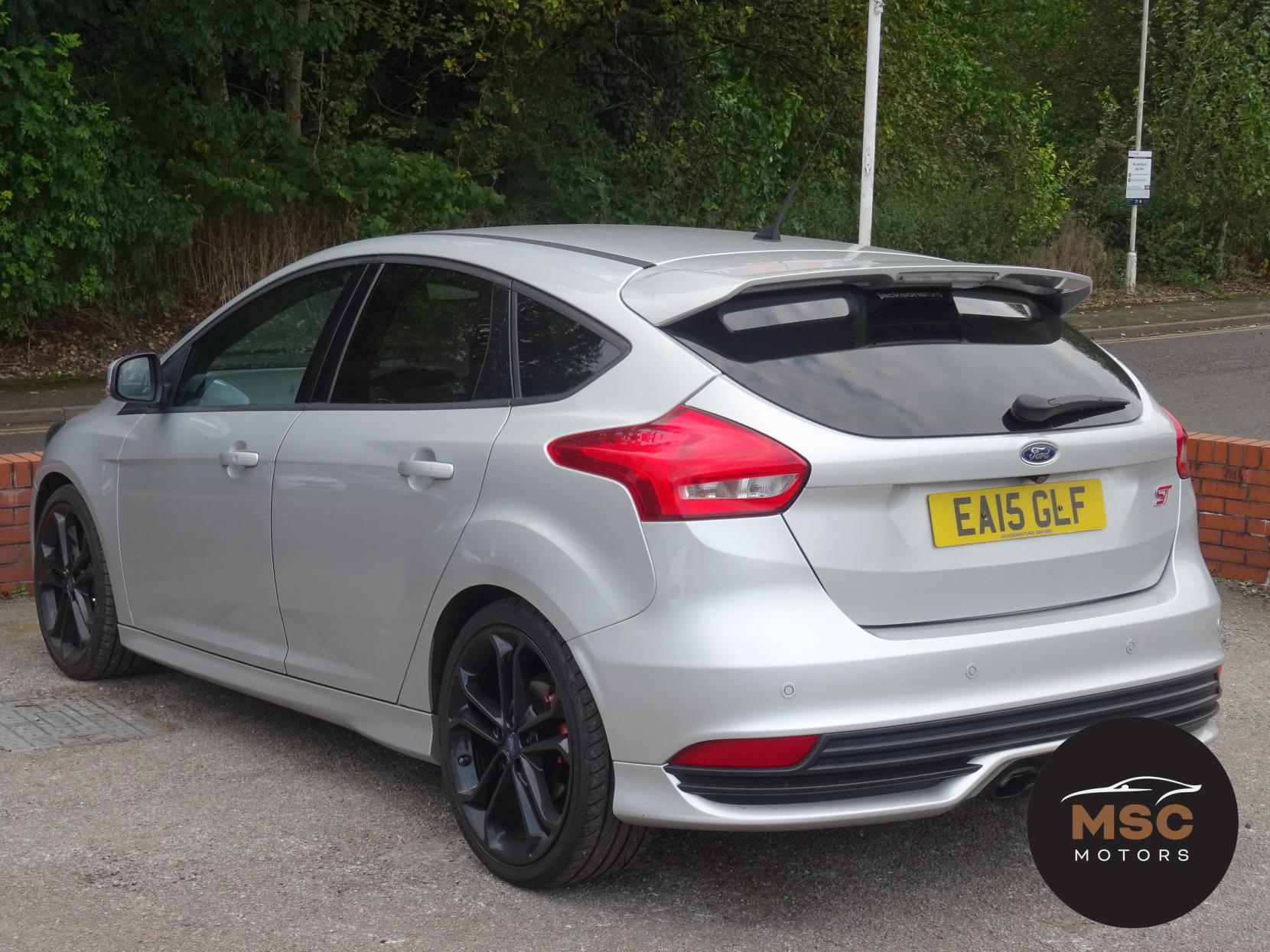 Ford Focus 2.0T EcoBoost ST-3 Hatchback 5dr Petrol Manual Euro 6 (s/s) (250 ps)