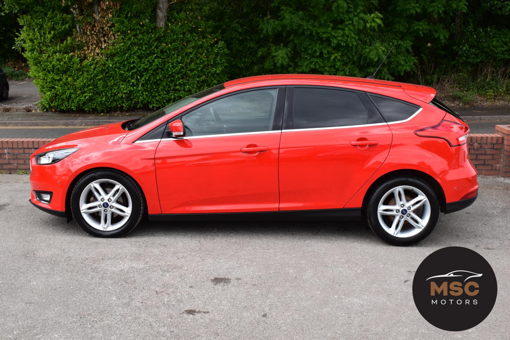 Ford Focus 1.0T EcoBoost Titanium Hatchback 5dr Petrol Manual Euro 6 (s/s) (125 ps)
