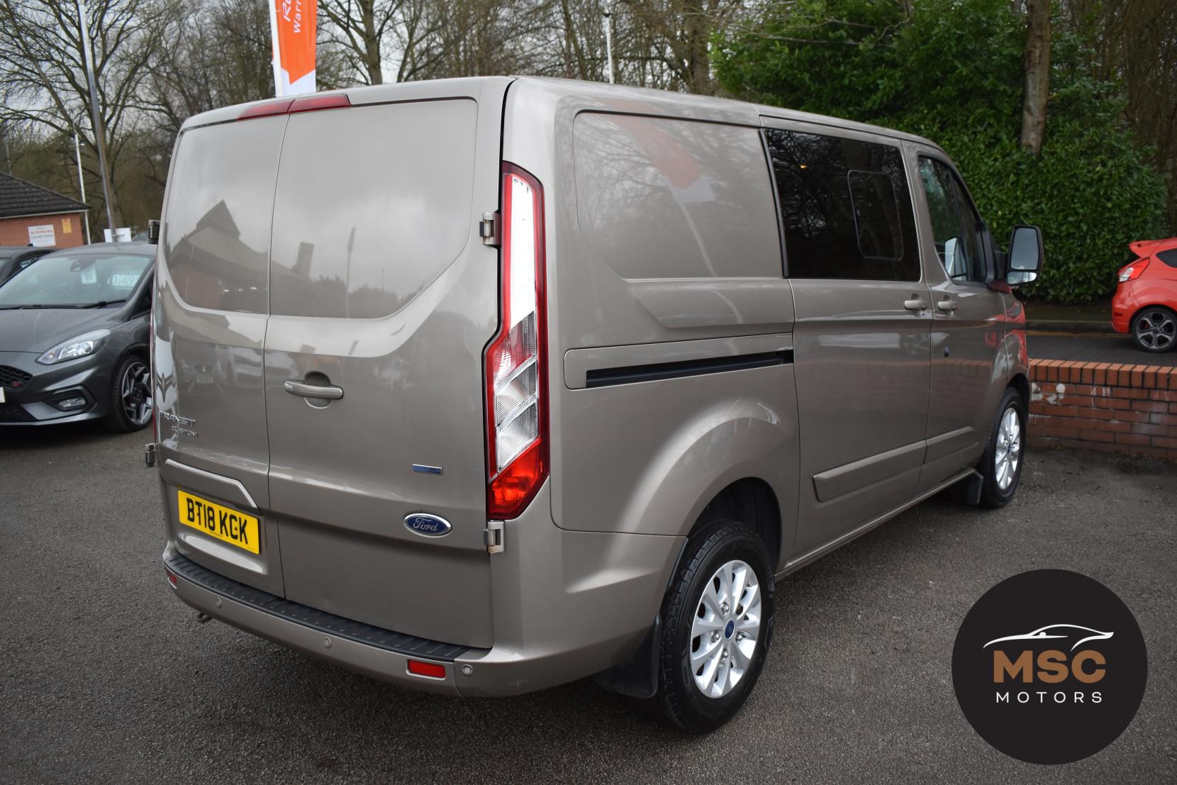 Ford Transit Custom 2.0 300 EcoBlue Limited Crew Van Double Cab 5dr Diesel Manual L1 H1 Euro 6 (6 Seat) (130 ps)