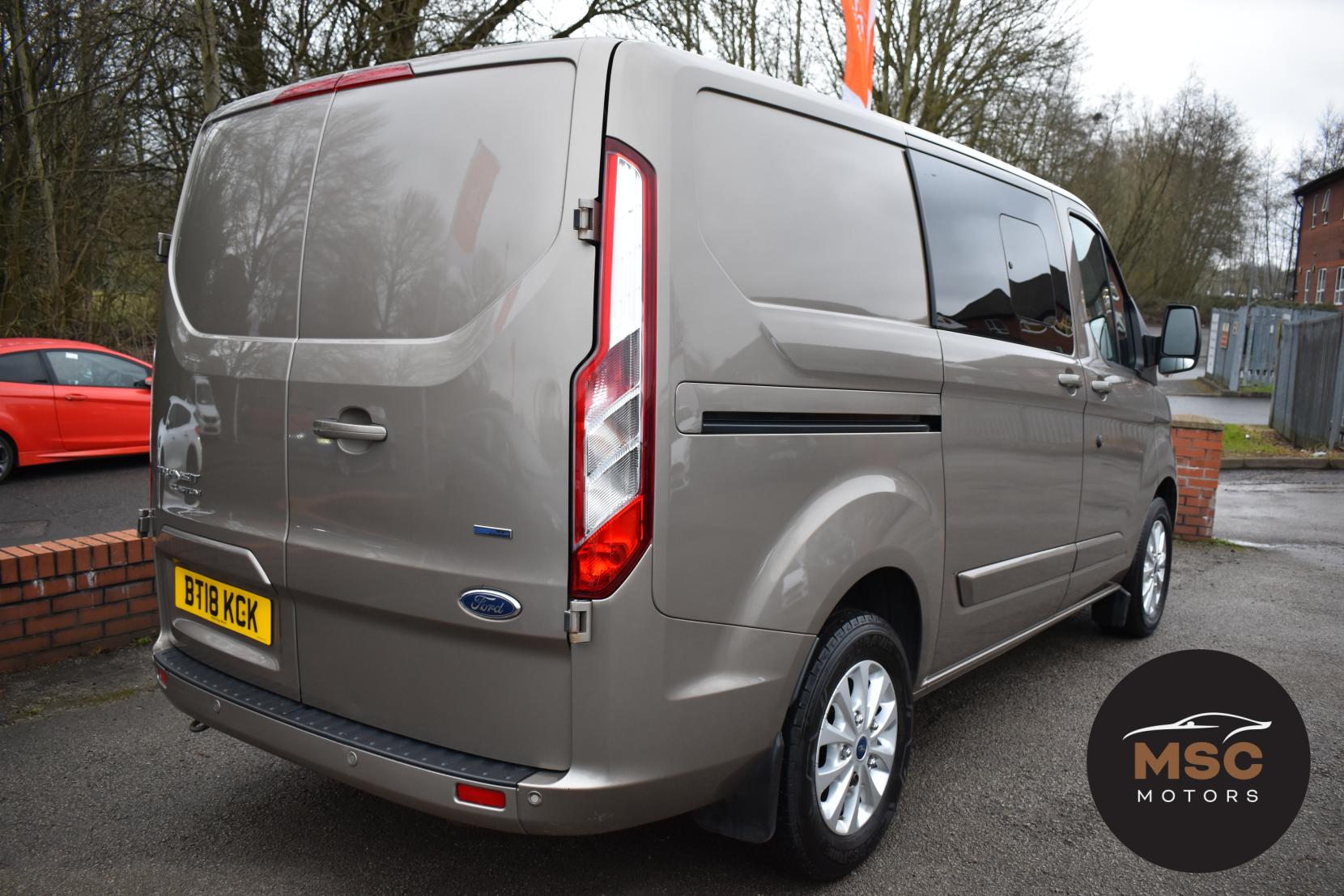 Ford Transit Custom 2.0 300 EcoBlue Limited Crew Van Double Cab 5dr Diesel Manual L1 H1 Euro 6 (6 Seat) (130 ps)