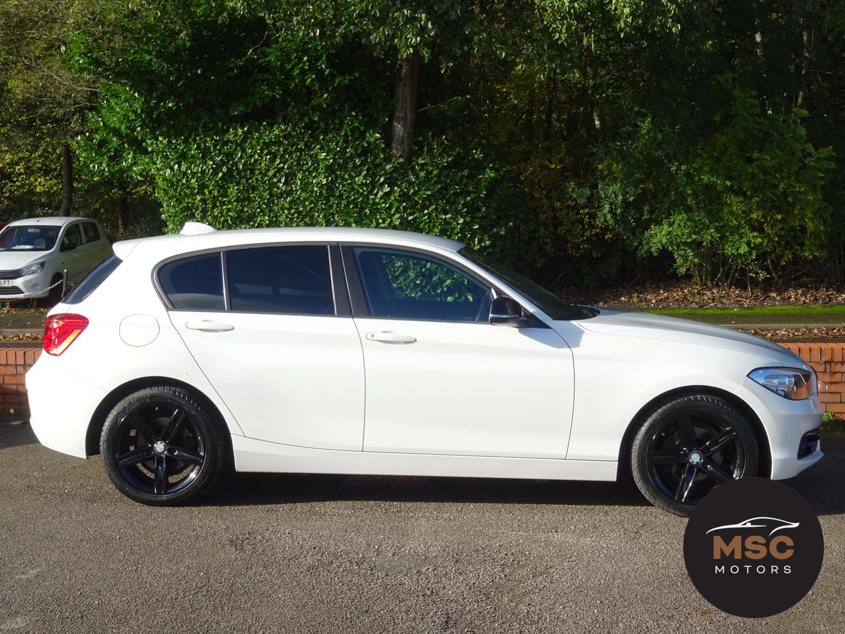 BMW 1 Series 1.5 118i Sport Hatchback 5dr Petrol Auto Euro 6 (s/s) (136 ps)