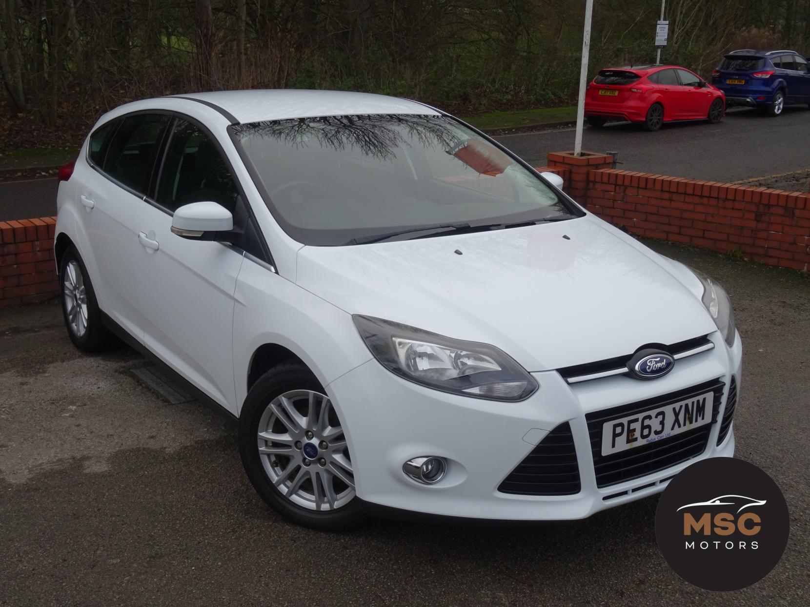 Ford Focus 1.0T EcoBoost Titanium Hatchback 5dr Petrol Manual Euro 5 (s/s) (125 ps)