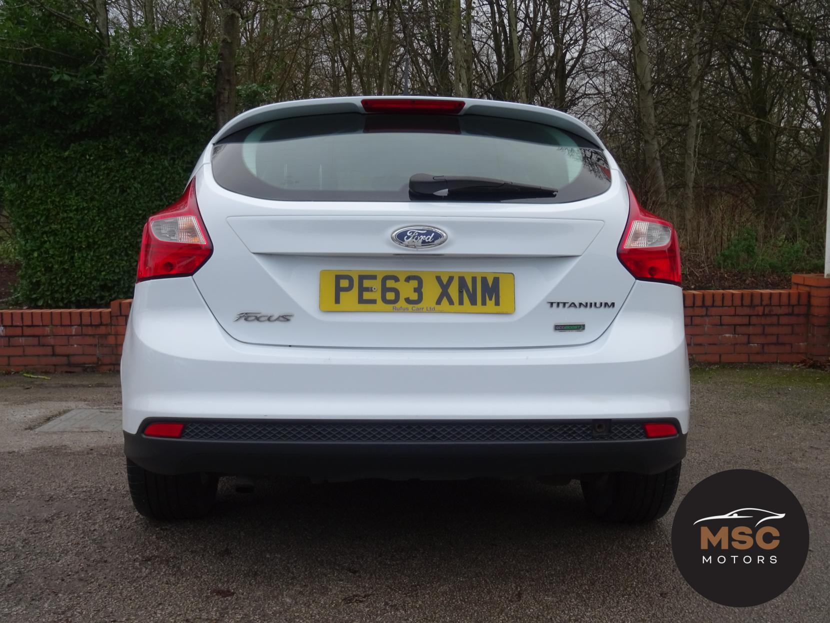 Ford Focus 1.0T EcoBoost Titanium Hatchback 5dr Petrol Manual Euro 5 (s/s) (125 ps)