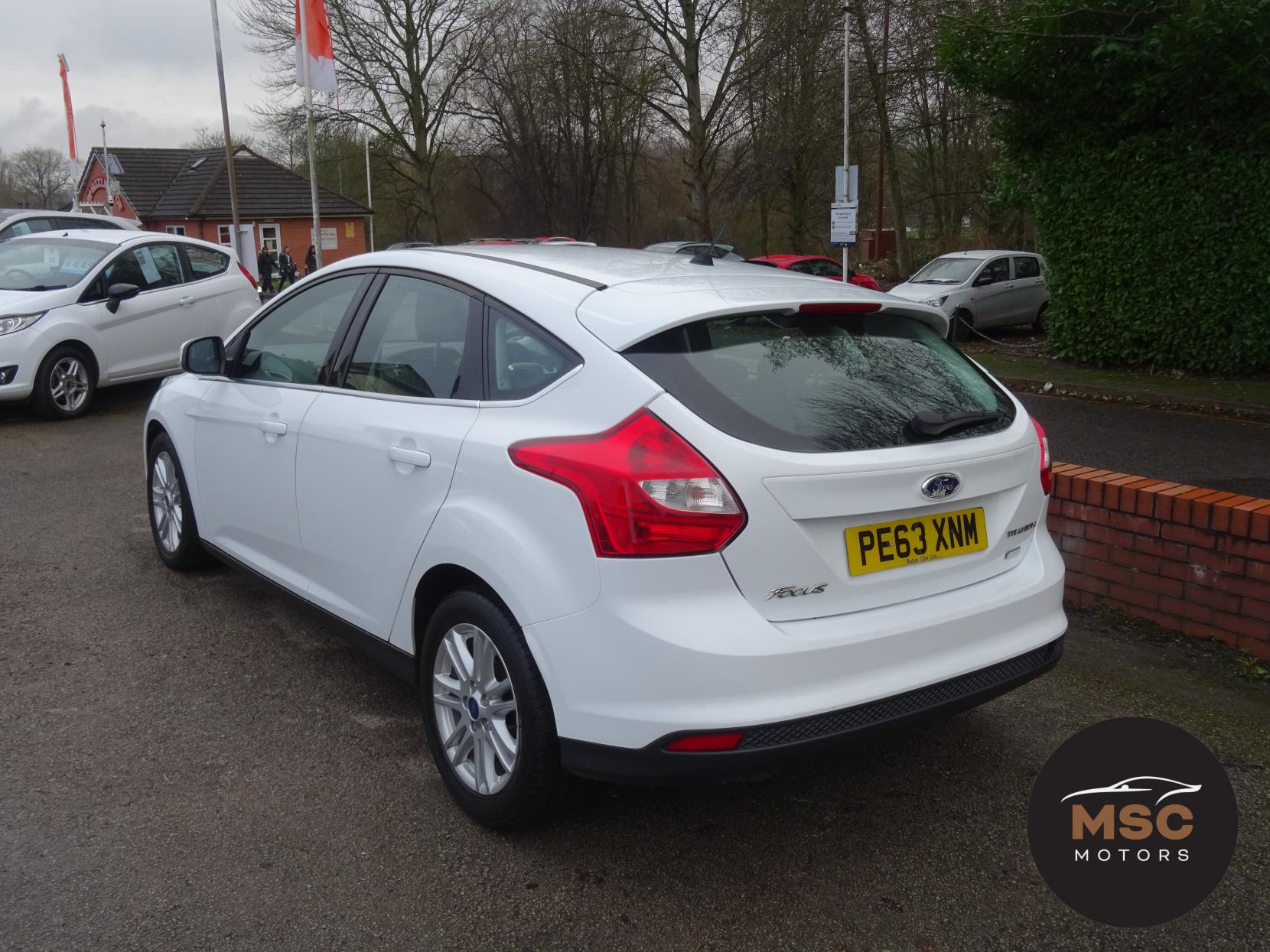 Ford Focus 1.0T EcoBoost Titanium Hatchback 5dr Petrol Manual Euro 5 (s/s) (125 ps)