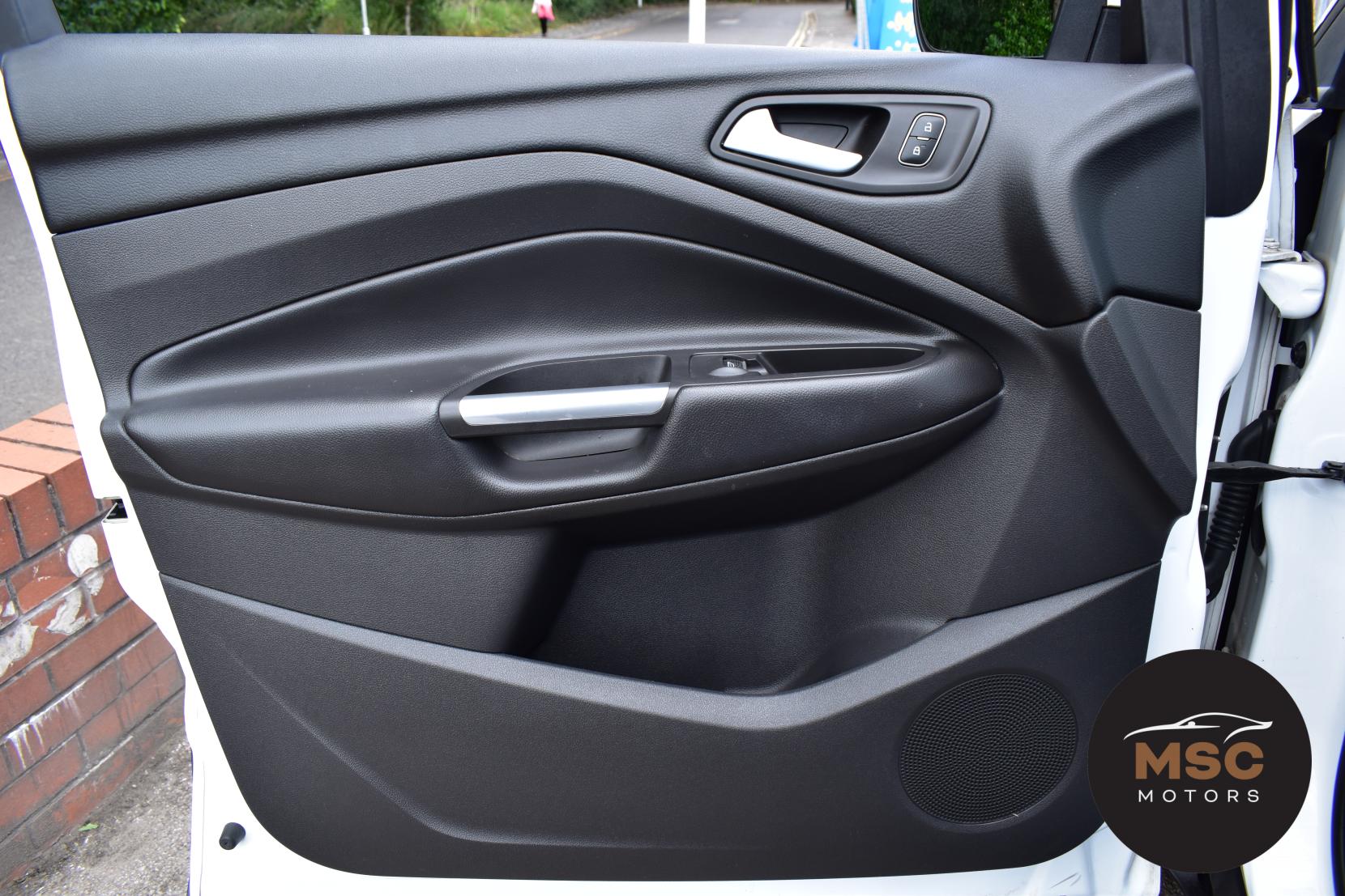 Ford Kuga 2.0 TDCi Titanium X SUV 5dr Diesel Powershift Euro 6 (120 ps)