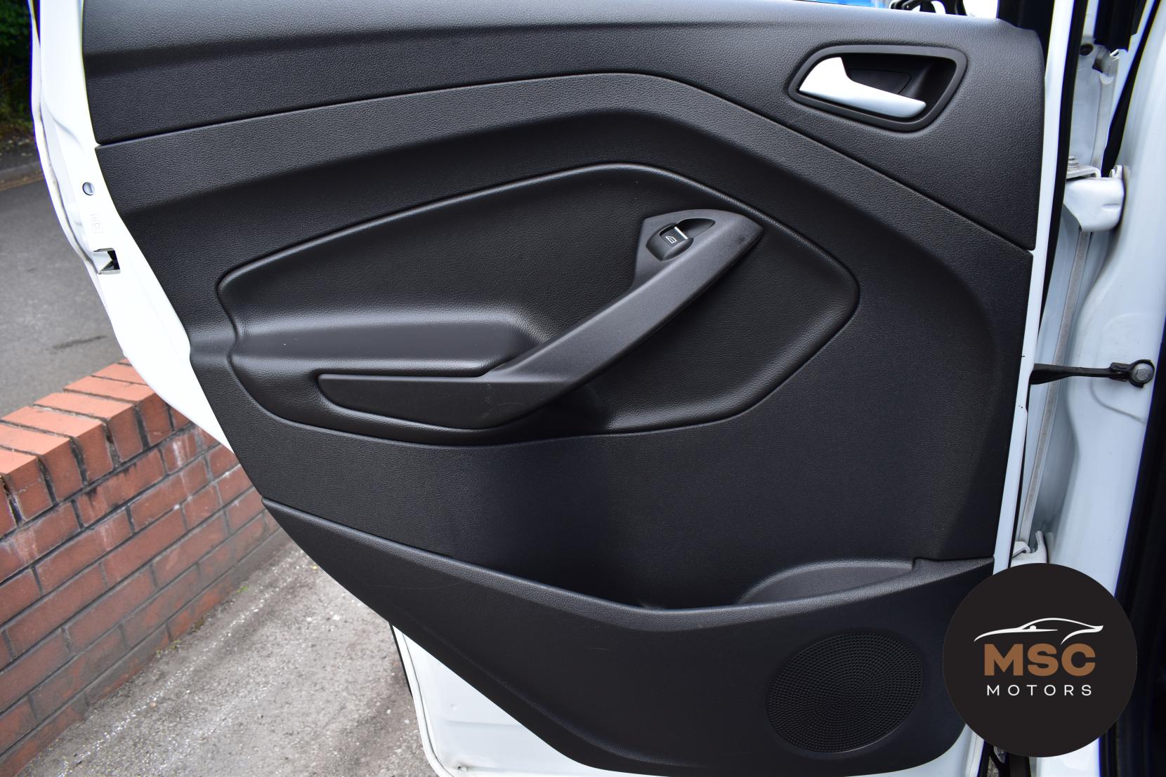 Ford Kuga 2.0 TDCi Titanium X SUV 5dr Diesel Powershift Euro 6 (120 ps)