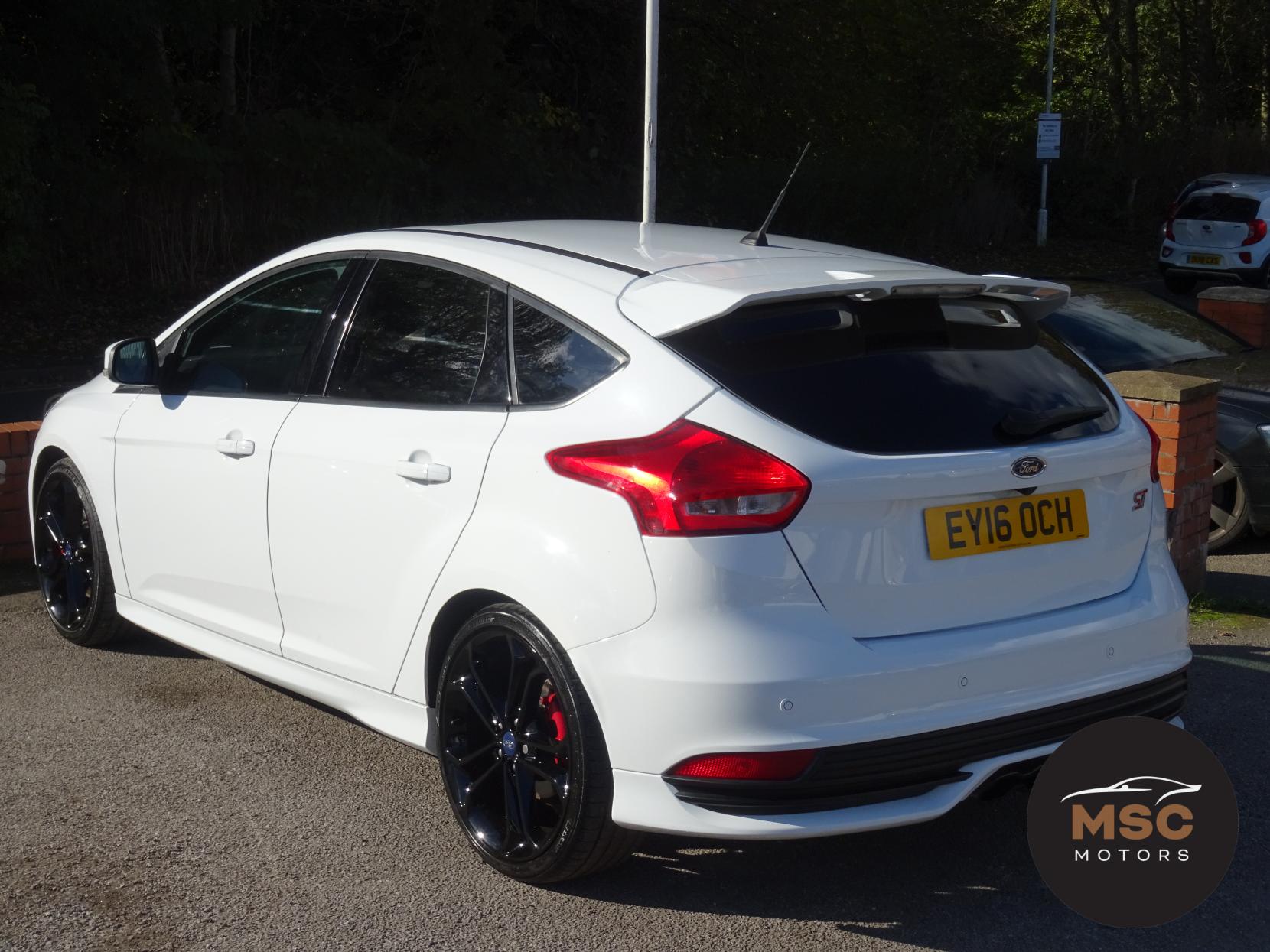 Ford Focus 2.0T EcoBoost ST-3 Hatchback 5dr Petrol Manual Euro 6 (s/s) (250 ps)