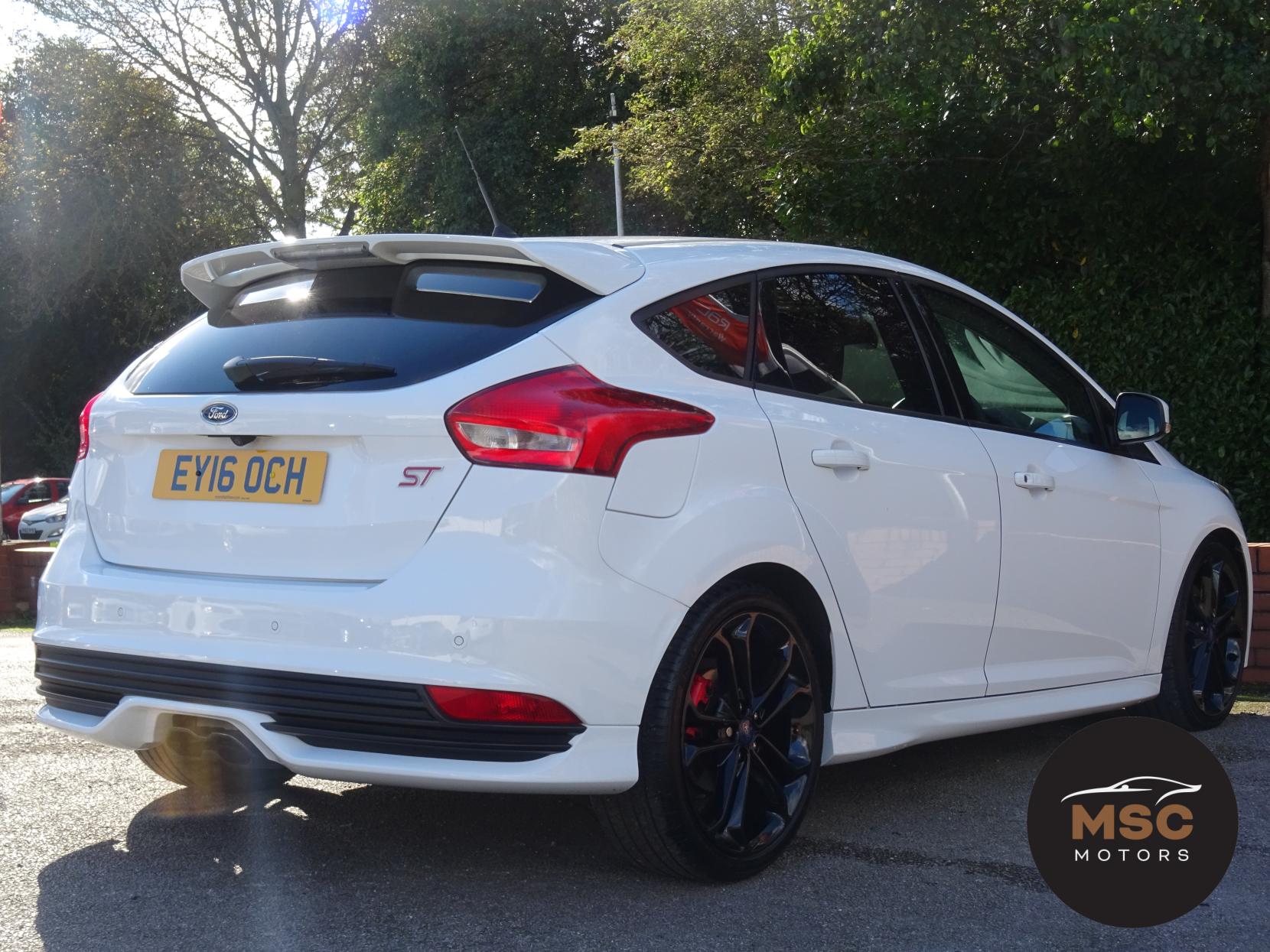 Ford Focus 2.0T EcoBoost ST-3 Hatchback 5dr Petrol Manual Euro 6 (s/s) (250 ps)