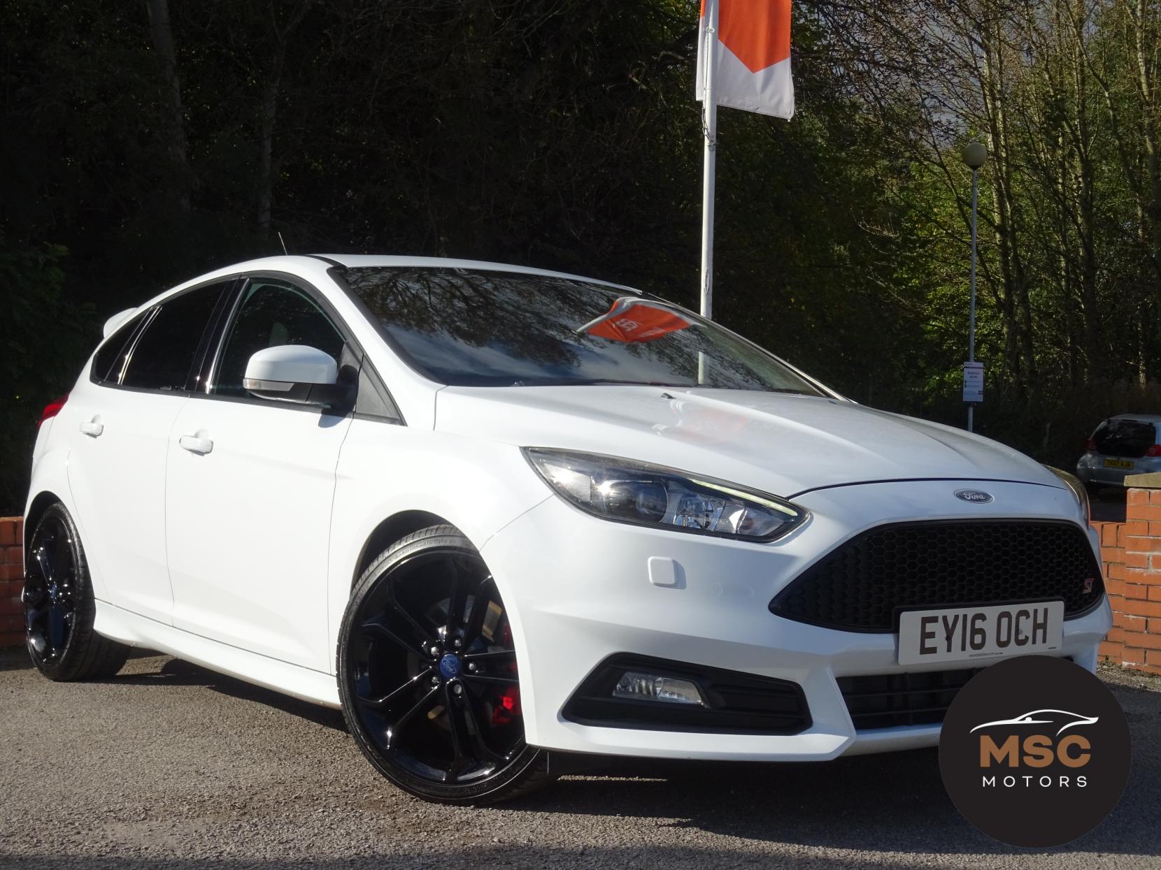 Ford Focus 2.0T EcoBoost ST-3 Hatchback 5dr Petrol Manual Euro 6 (s/s) (250 ps)