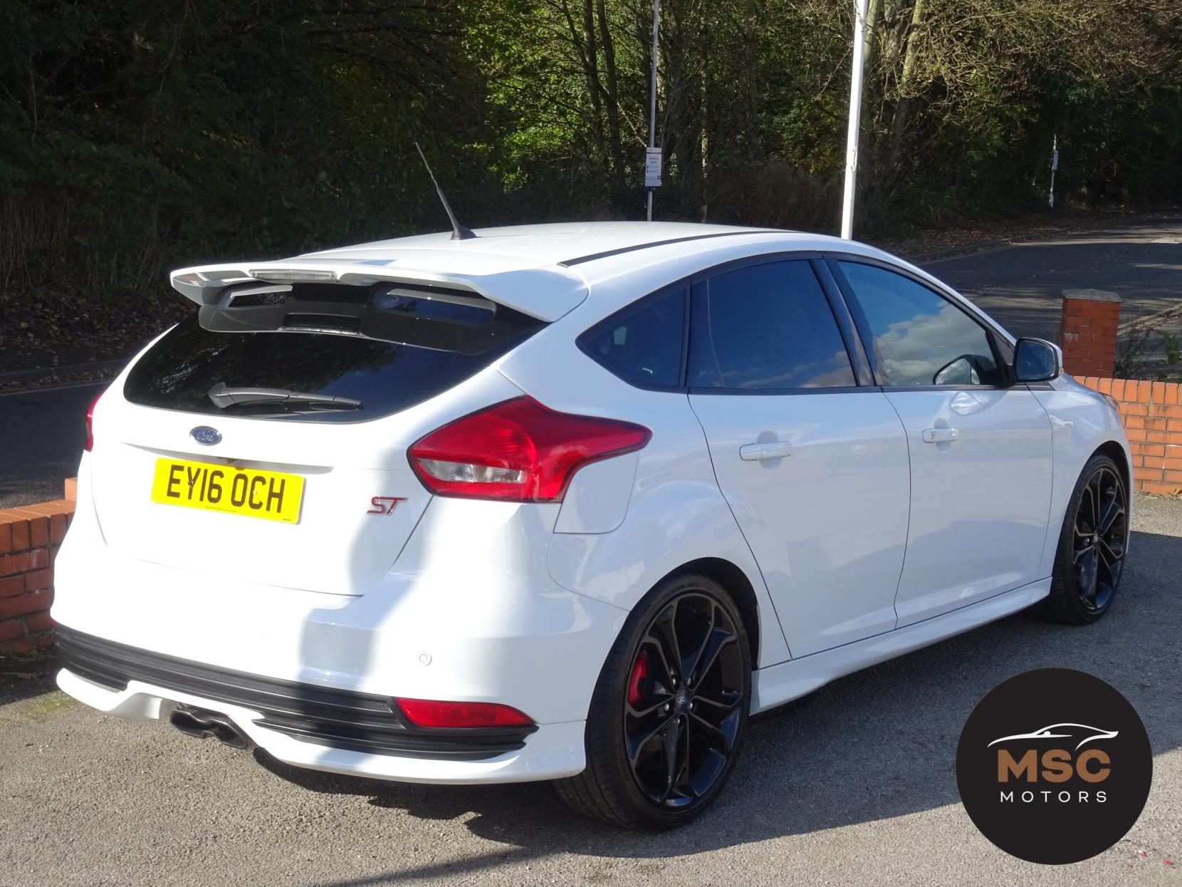 Ford Focus 2.0T EcoBoost ST-3 Hatchback 5dr Petrol Manual Euro 6 (s/s) (250 ps)