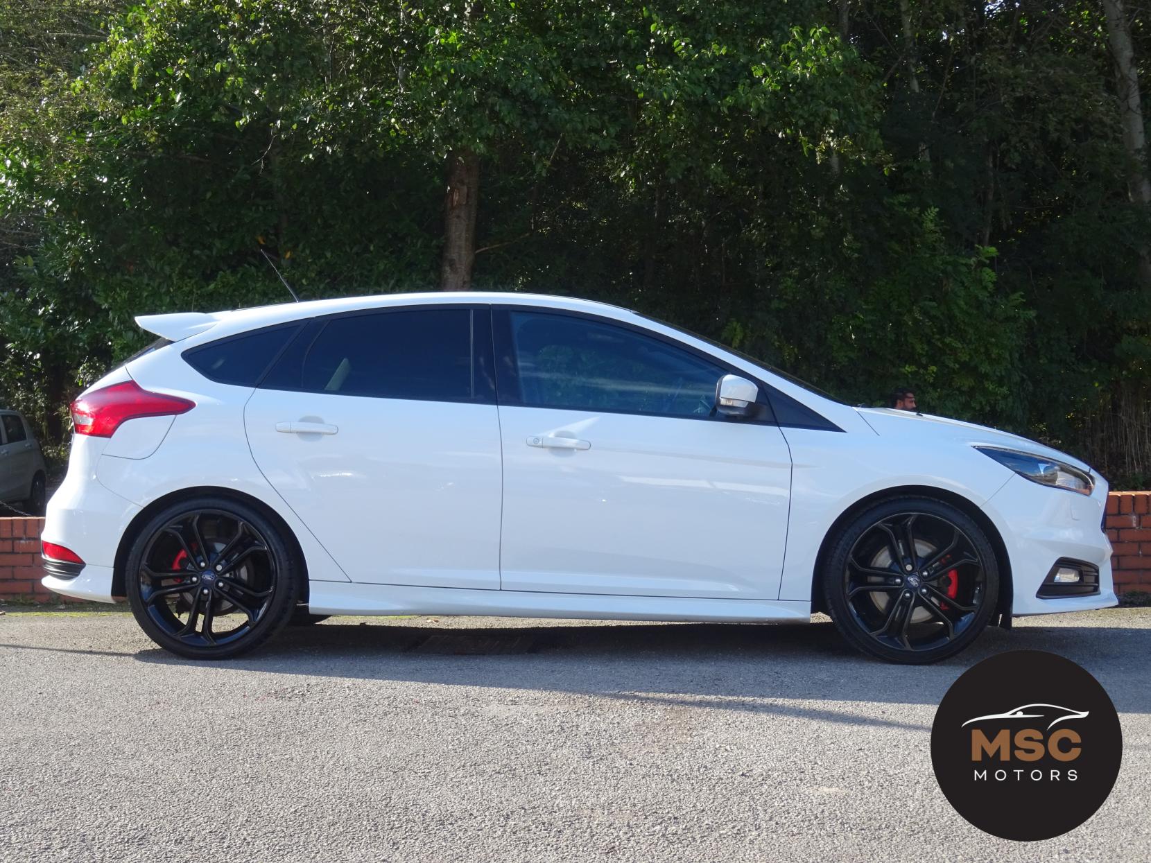 Ford Focus 2.0T EcoBoost ST-3 Hatchback 5dr Petrol Manual Euro 6 (s/s) (250 ps)