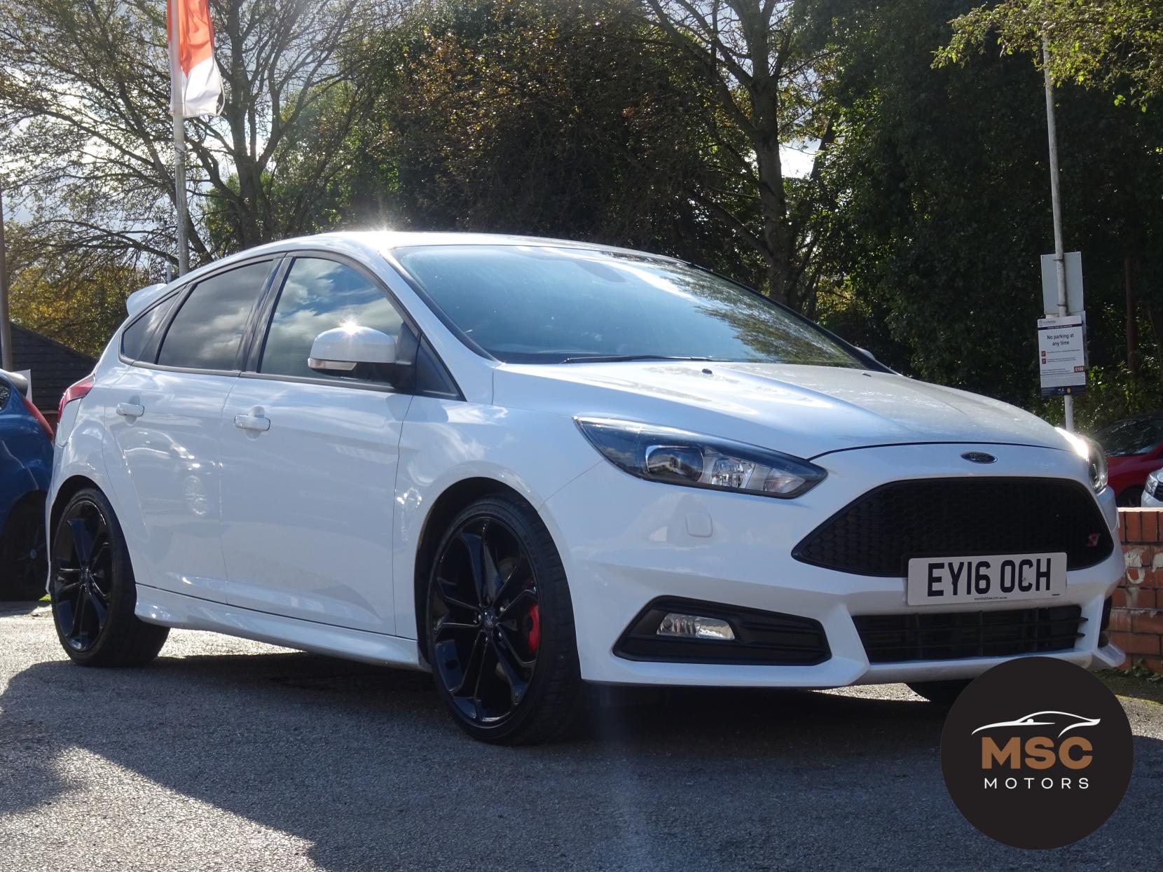 Ford Focus 2.0T EcoBoost ST-3 Hatchback 5dr Petrol Manual Euro 6 (s/s) (250 ps)