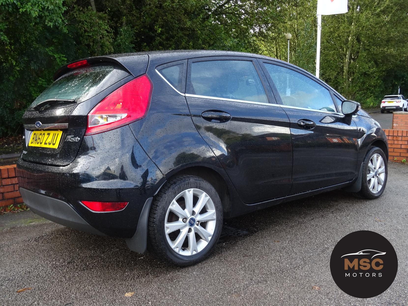 Ford Fiesta 1.6 TDCi Zetec Hatchback 5dr Diesel Manual (107 g/km, 94 bhp)