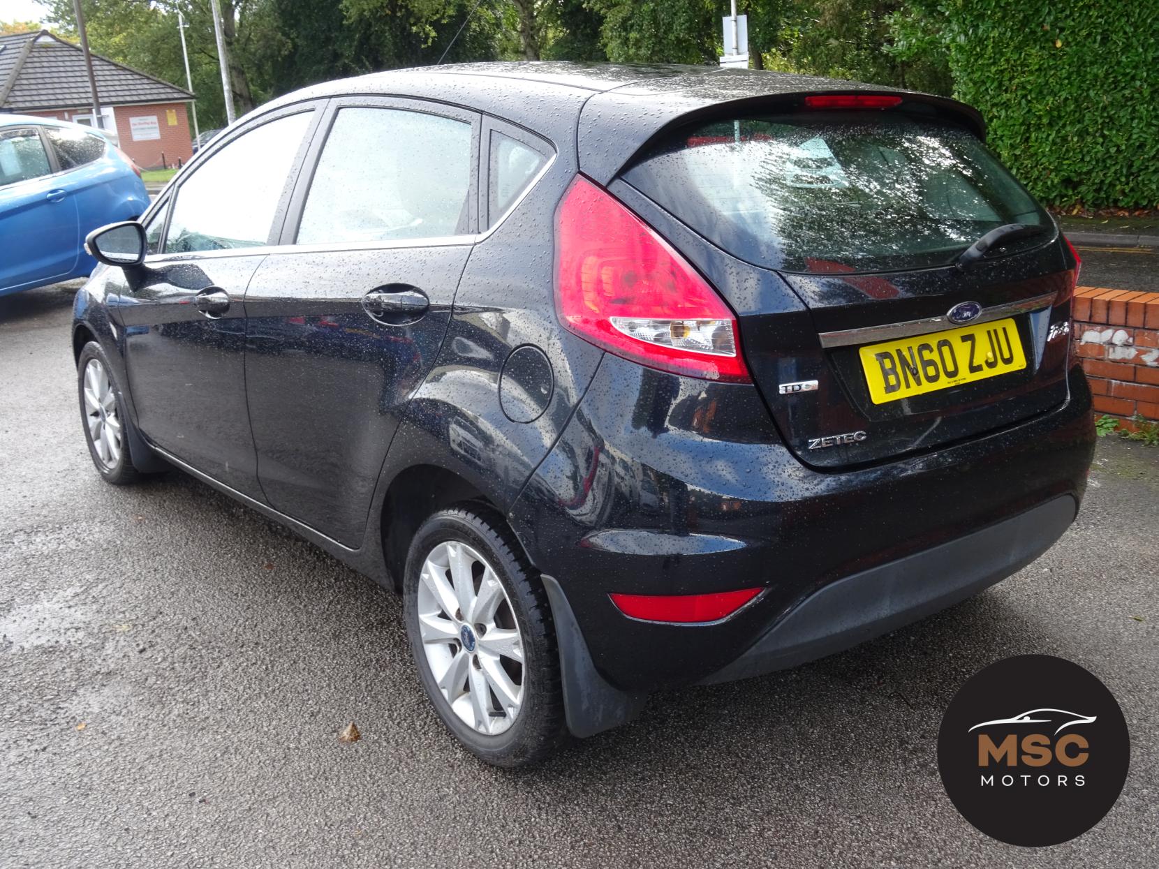 Ford Fiesta 1.6 TDCi Zetec Hatchback 5dr Diesel Manual (107 g/km, 94 bhp)