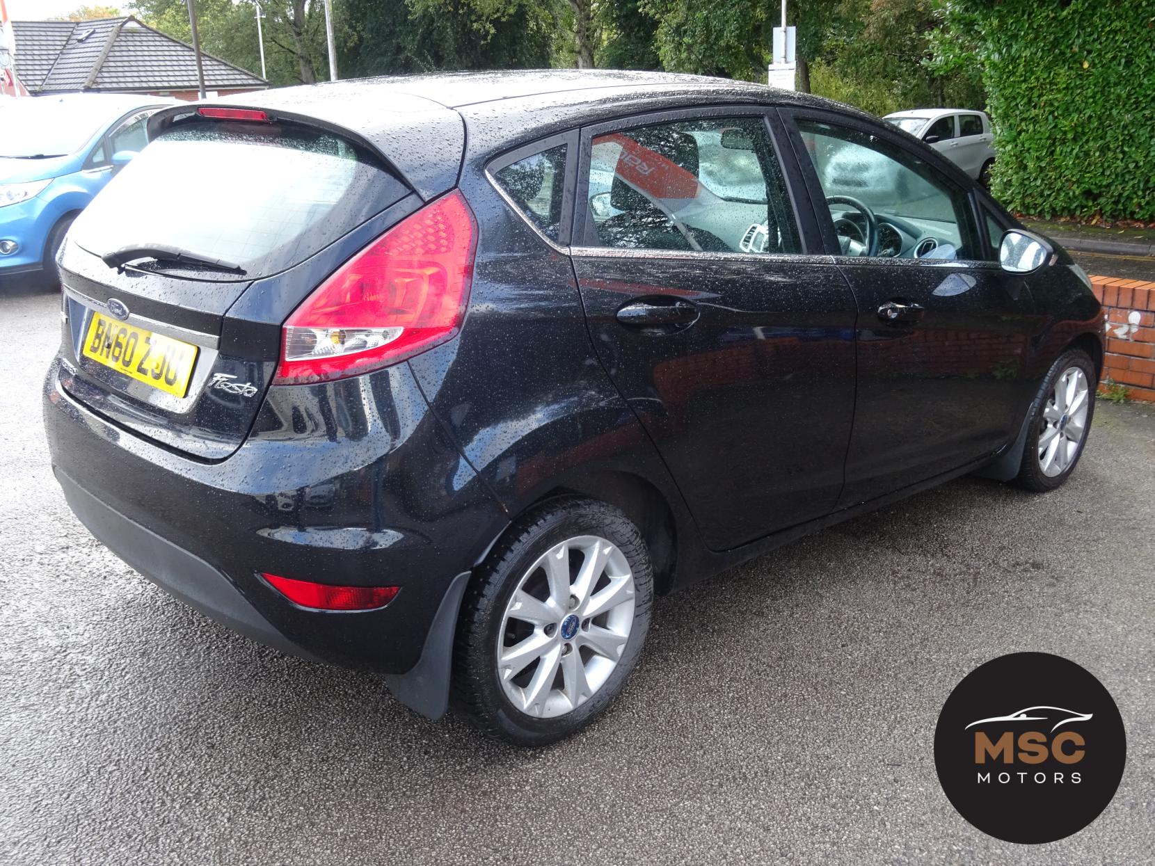 Ford Fiesta 1.6 TDCi Zetec Hatchback 5dr Diesel Manual (107 g/km, 94 bhp)