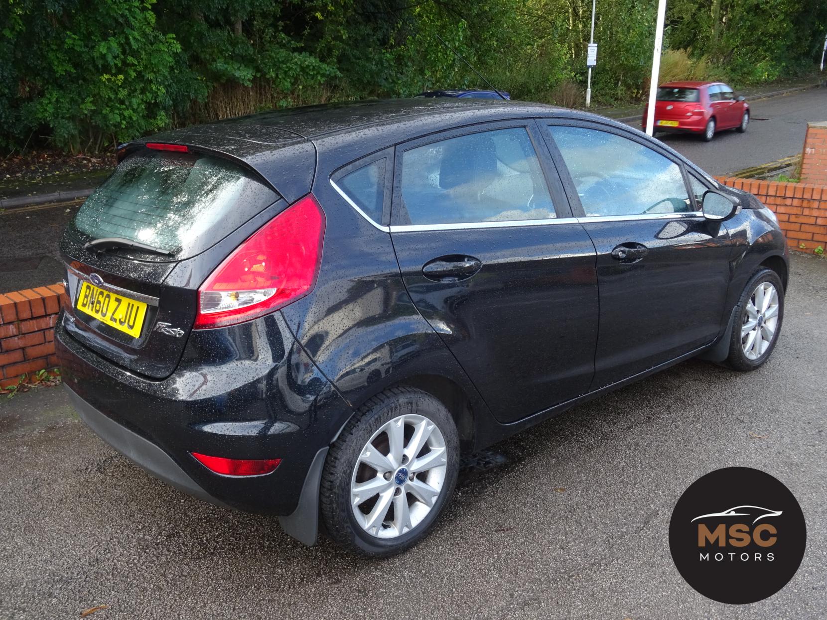 Ford Fiesta 1.6 TDCi Zetec Hatchback 5dr Diesel Manual (107 g/km, 94 bhp)