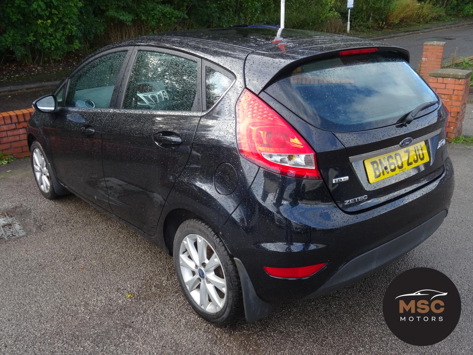 Ford Fiesta 1.6 TDCi Zetec Hatchback 5dr Diesel Manual (107 g/km, 94 bhp)