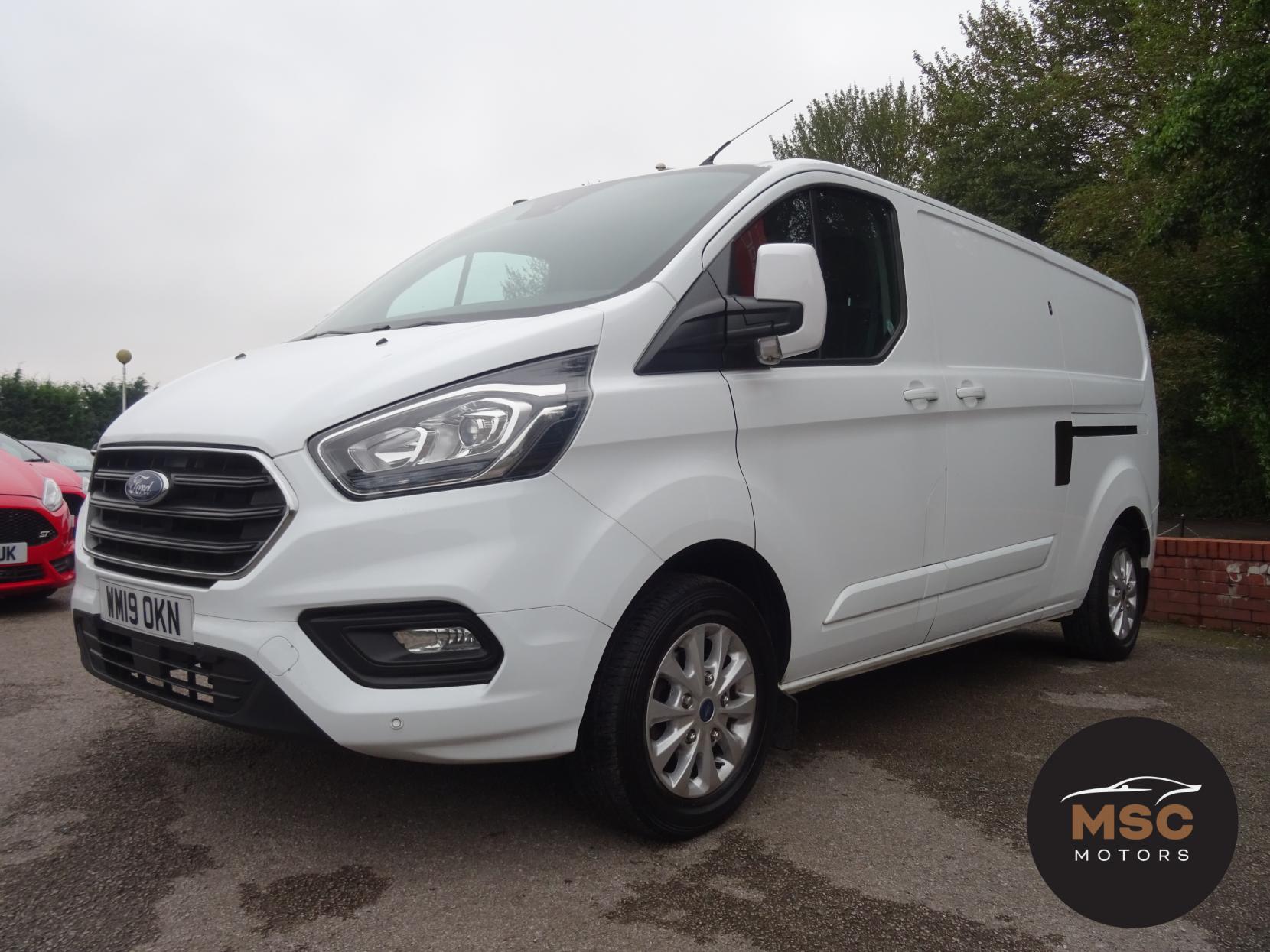 Ford Transit Custom 2.0 300 EcoBlue Limited Panel Van 5dr Diesel Manual L2 H1 Euro 6 (130 ps)