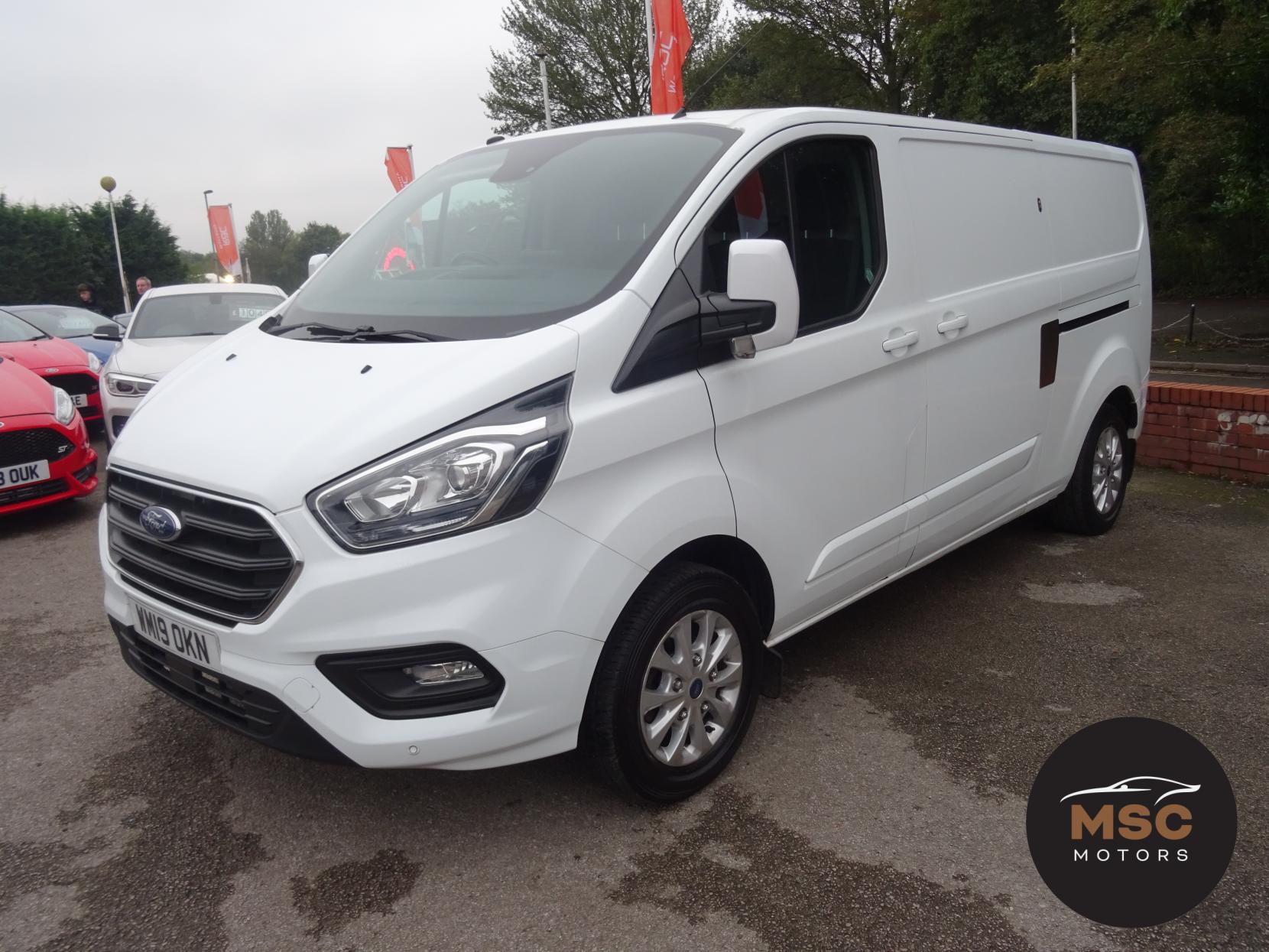 Ford Transit Custom 2.0 300 EcoBlue Limited Panel Van 5dr Diesel Manual L2 H1 Euro 6 (130 ps)