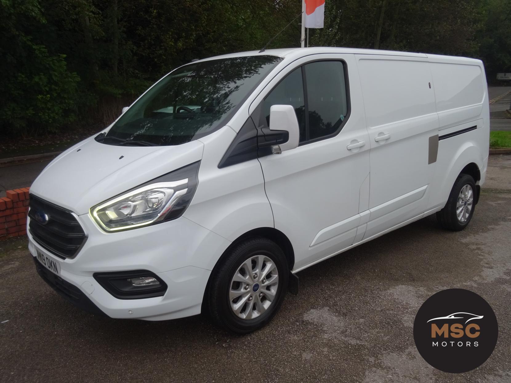 Ford Transit Custom 2.0 300 EcoBlue Limited Panel Van 5dr Diesel Manual L2 H1 Euro 6 (130 ps)