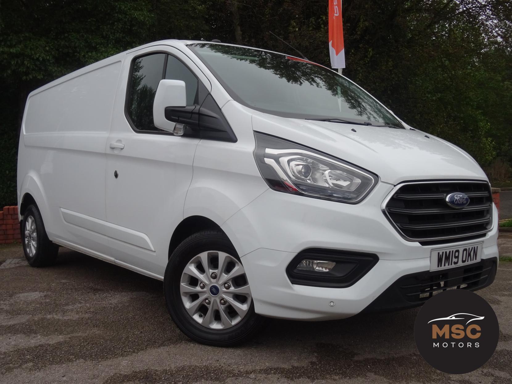 Ford Transit Custom 2.0 300 EcoBlue Limited Panel Van 5dr Diesel Manual L2 H1 Euro 6 (130 ps)