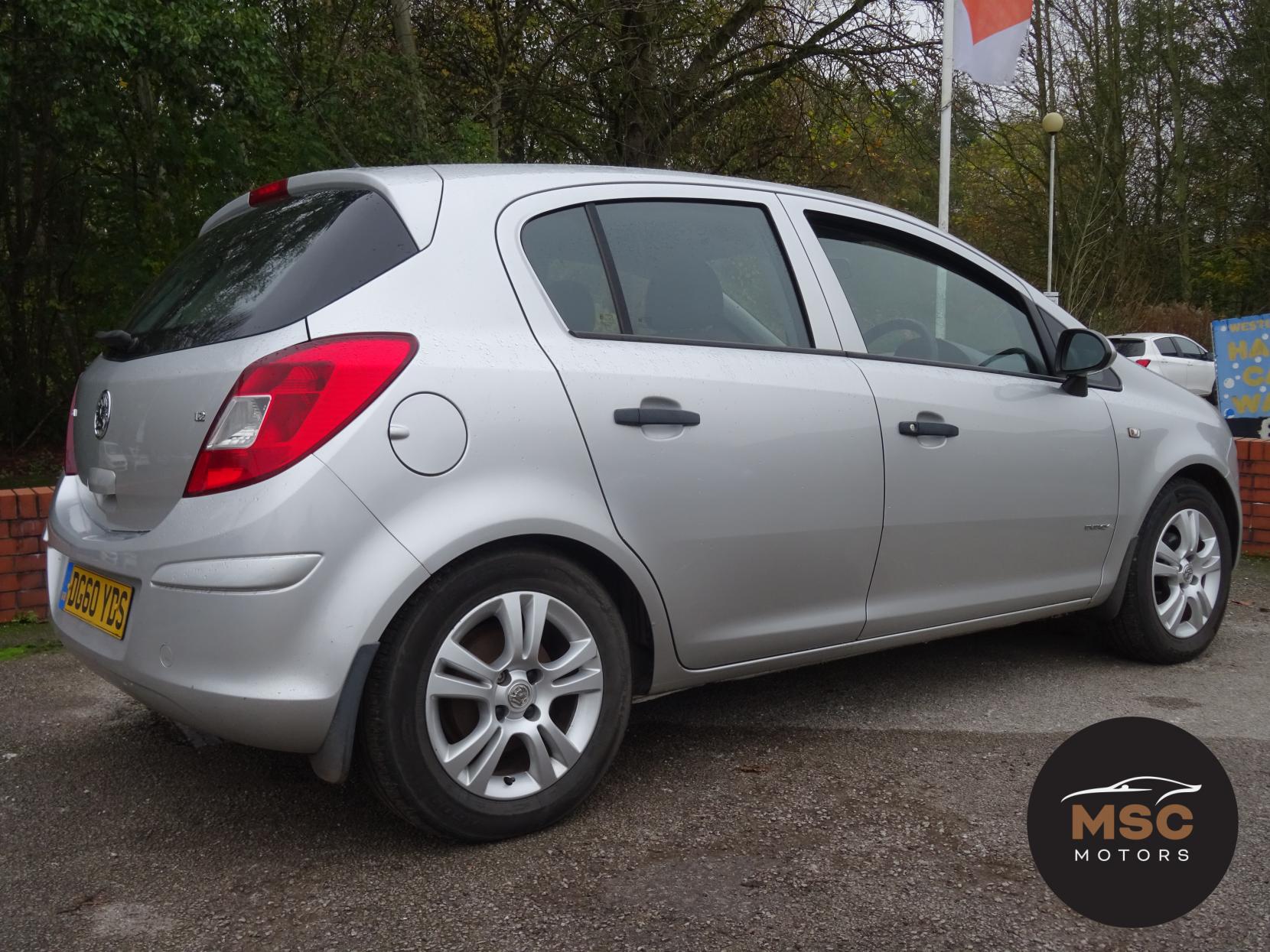 Vauxhall Corsa 1.2i 16v Energy Hatchback 5dr Petrol Manual (a/c) (124 g/km, 84 bhp)