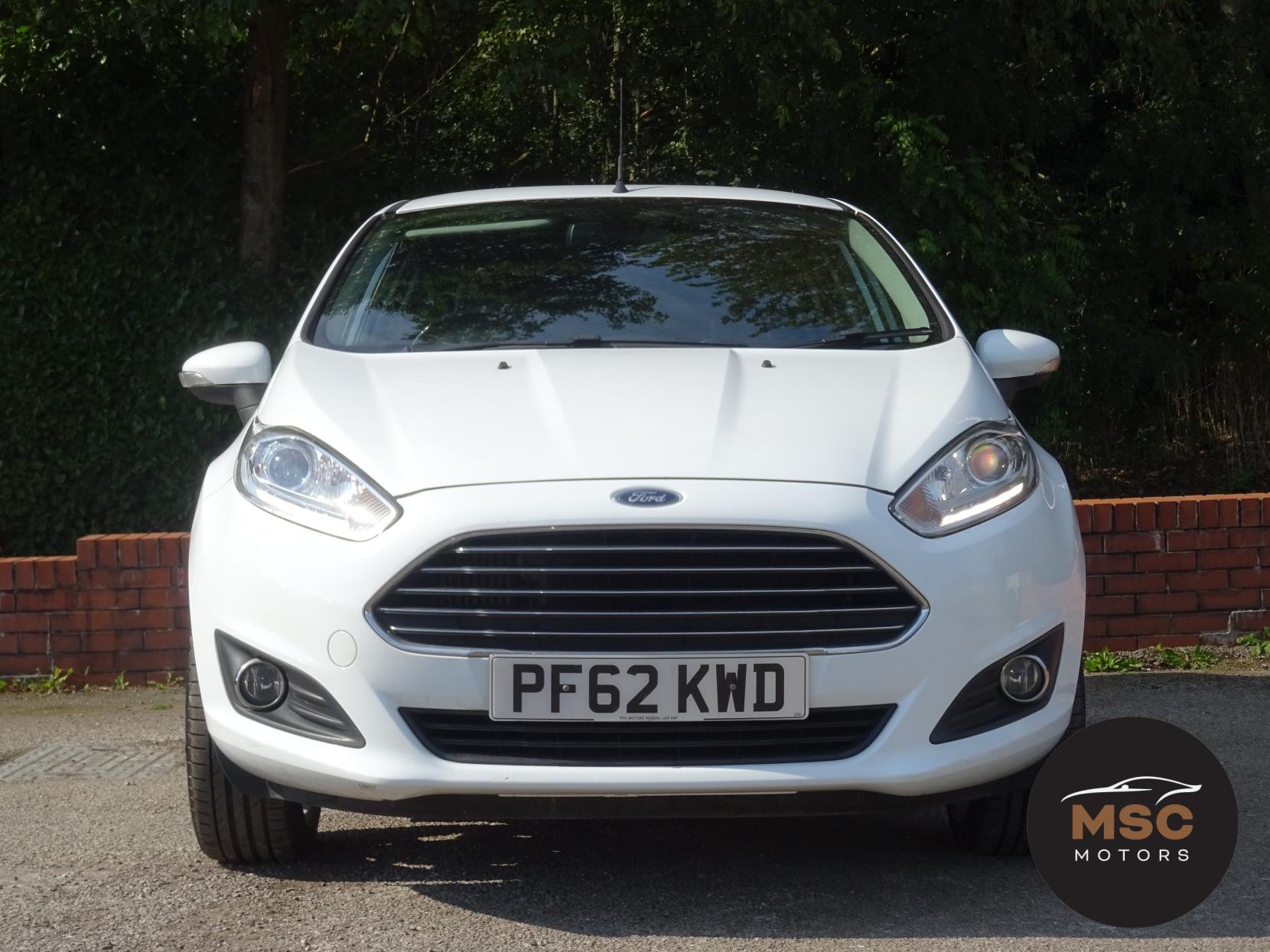 Ford Fiesta 1.0T EcoBoost Titanium Hatchback 5dr Petrol Manual Euro 5 (s/s) (125 ps)