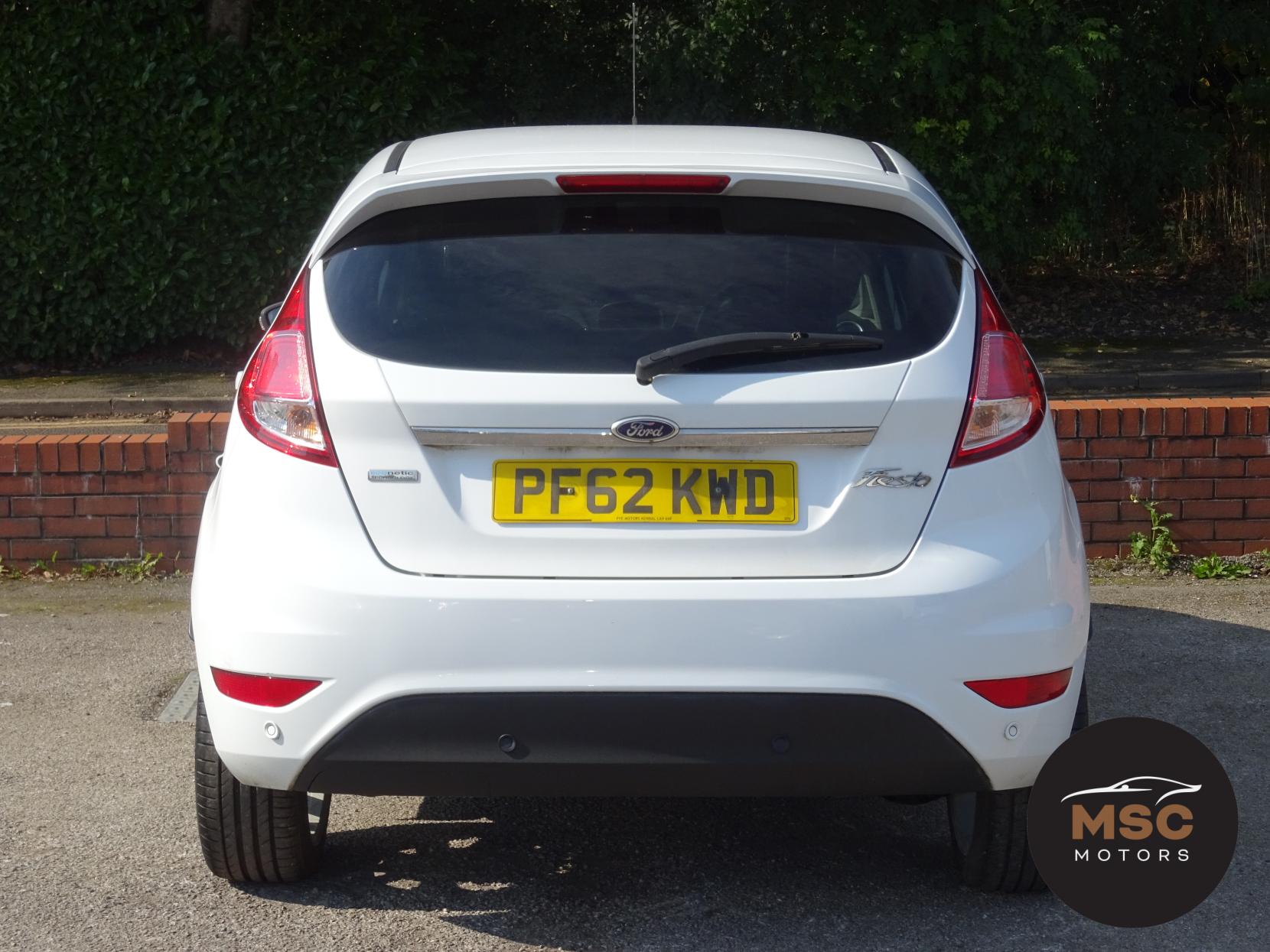 Ford Fiesta 1.0T EcoBoost Titanium Hatchback 5dr Petrol Manual Euro 5 (s/s) (125 ps)