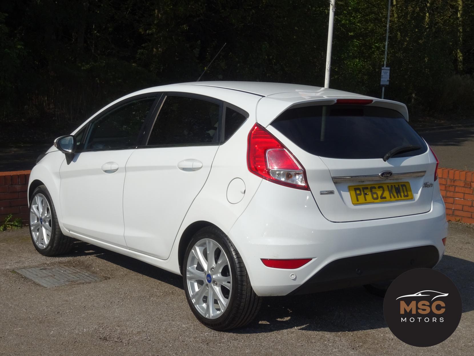 Ford Fiesta 1.0T EcoBoost Titanium Hatchback 5dr Petrol Manual Euro 5 (s/s) (125 ps)