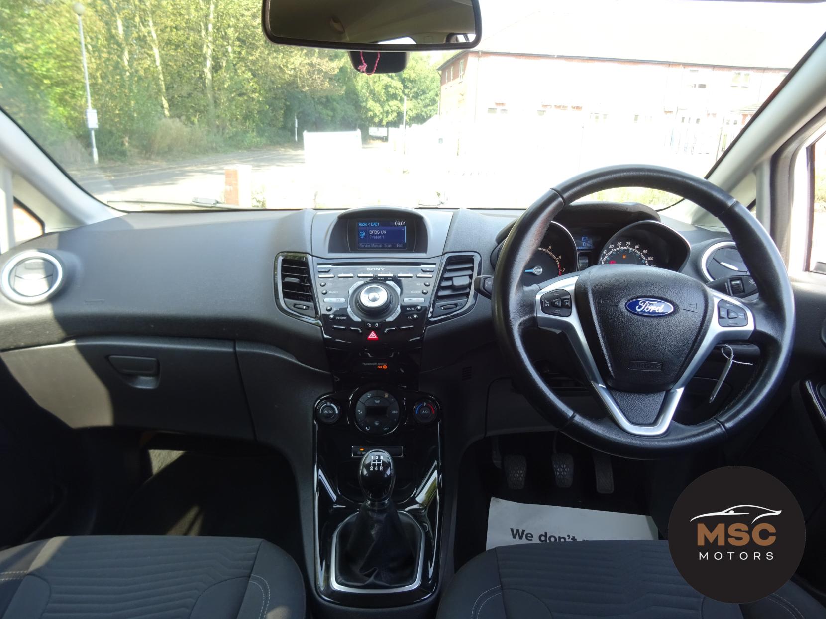 Ford Fiesta 1.0T EcoBoost Titanium Hatchback 5dr Petrol Manual Euro 5 (s/s) (125 ps)