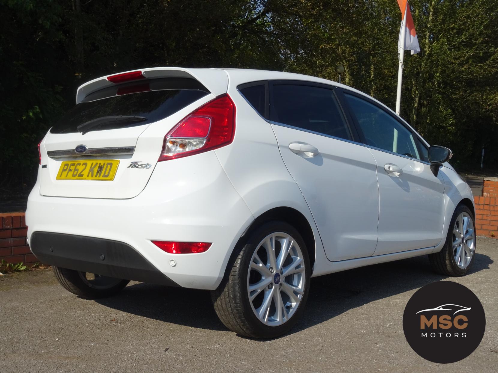 Ford Fiesta 1.0T EcoBoost Titanium Hatchback 5dr Petrol Manual Euro 5 (s/s) (125 ps)