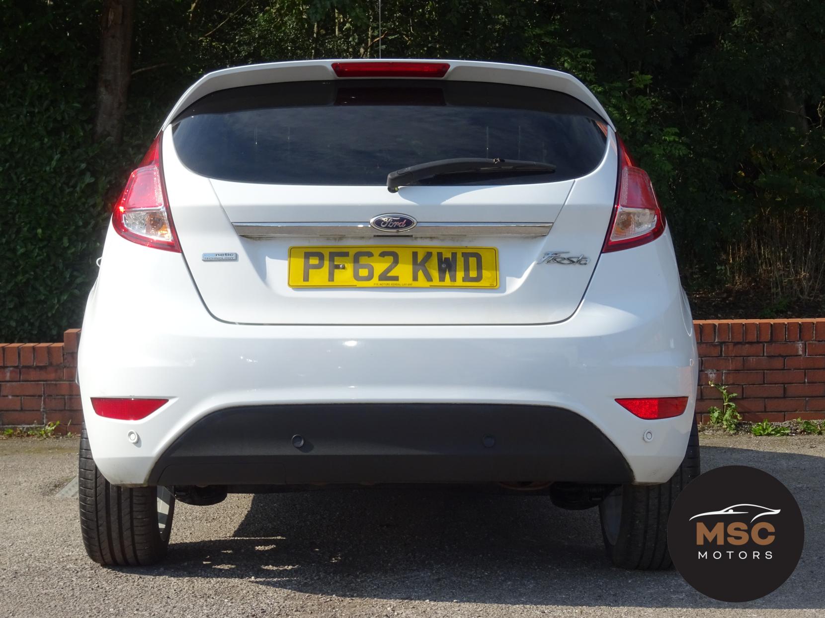 Ford Fiesta 1.0T EcoBoost Titanium Hatchback 5dr Petrol Manual Euro 5 (s/s) (125 ps)