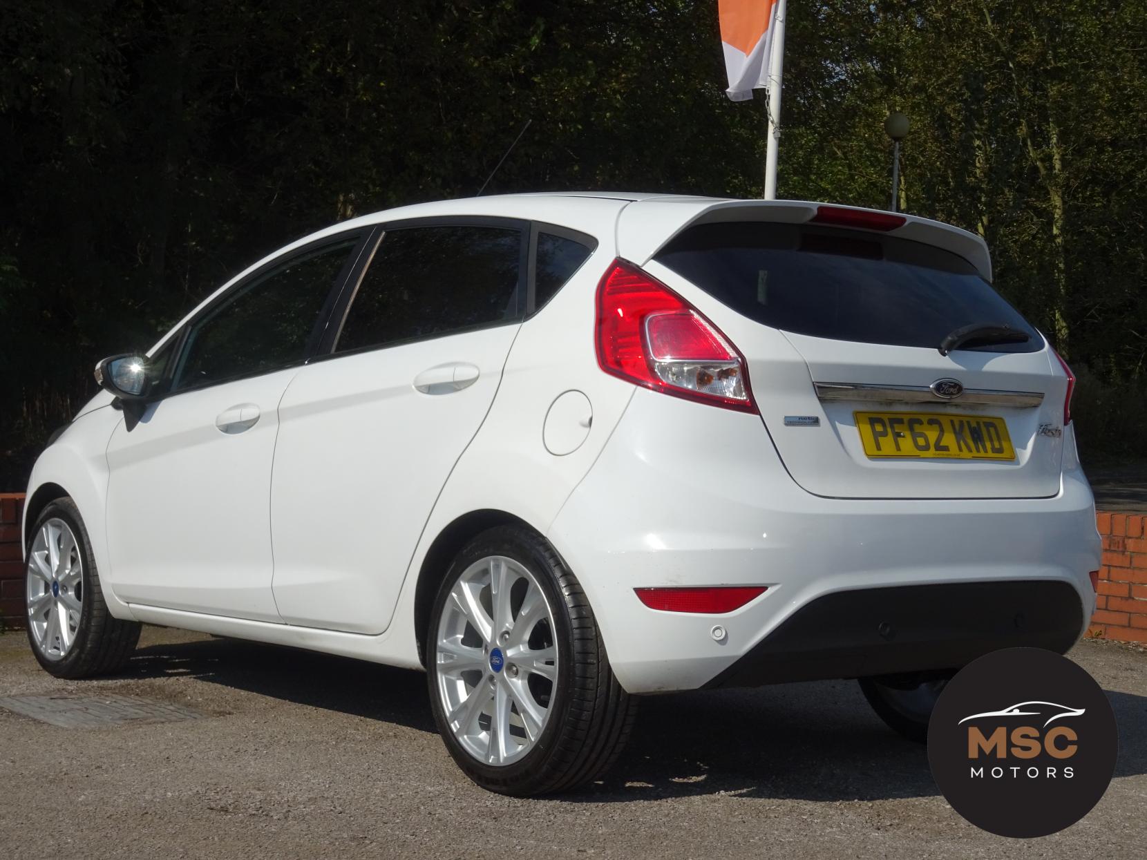 Ford Fiesta 1.0T EcoBoost Titanium Hatchback 5dr Petrol Manual Euro 5 (s/s) (125 ps)