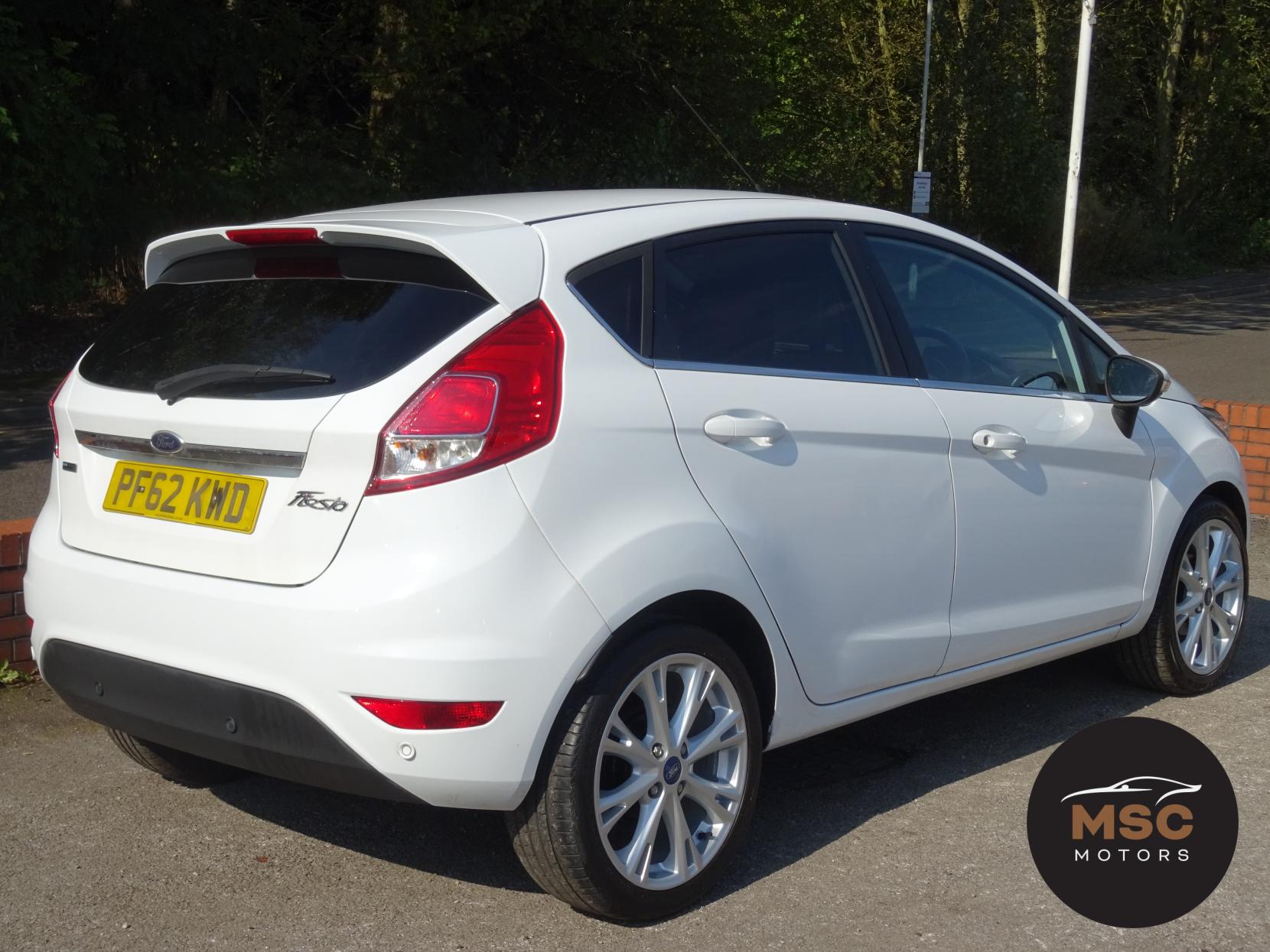 Ford Fiesta 1.0T EcoBoost Titanium Hatchback 5dr Petrol Manual Euro 5 (s/s) (125 ps)