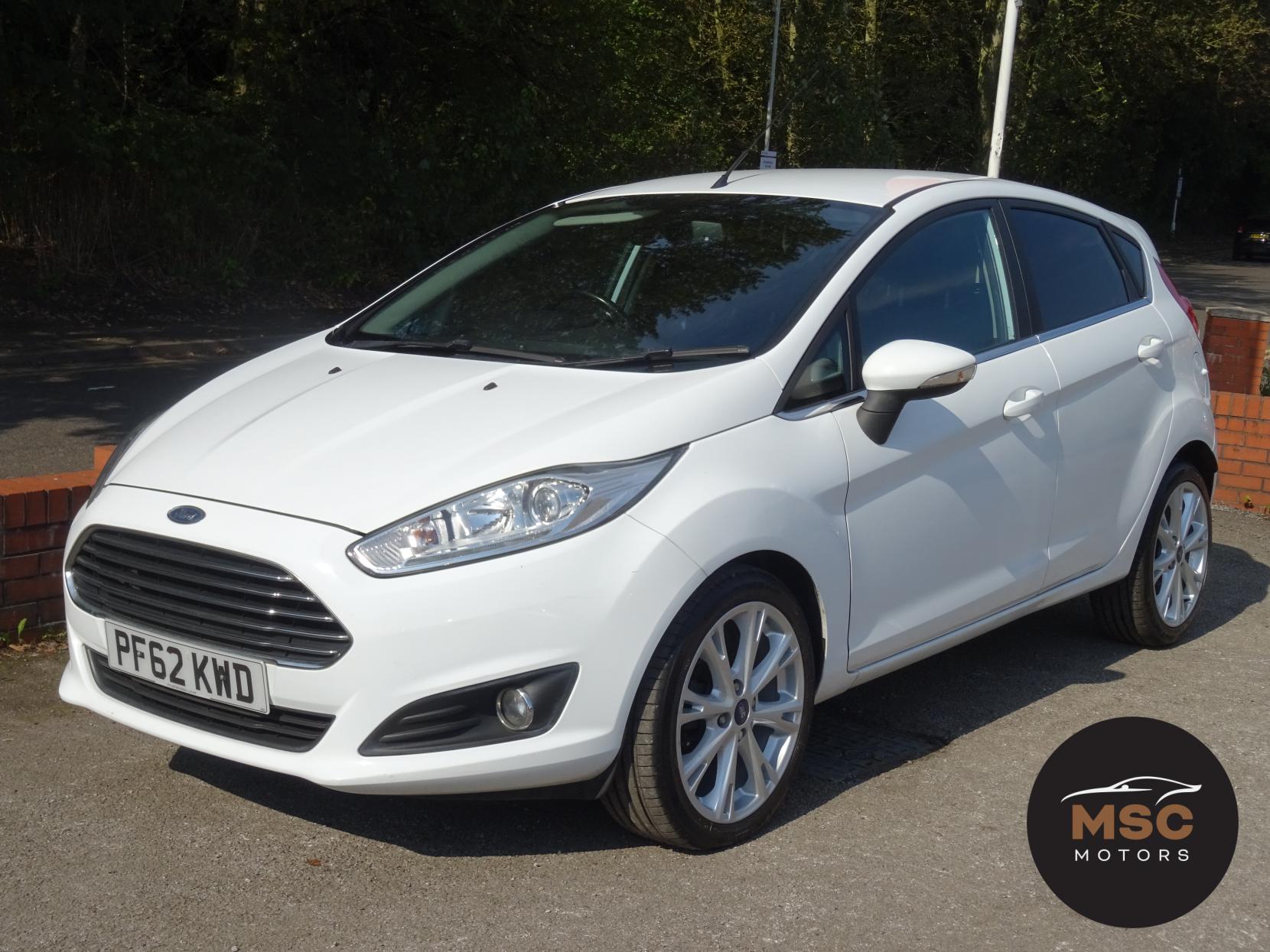 Ford Fiesta 1.0T EcoBoost Titanium Hatchback 5dr Petrol Manual Euro 5 (s/s) (125 ps)