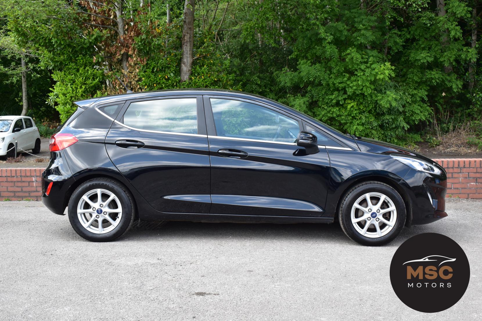 Ford Fiesta 1.0T EcoBoost Zetec Hatchback 5dr Petrol Manual Euro 6 (s/s) (100 ps)